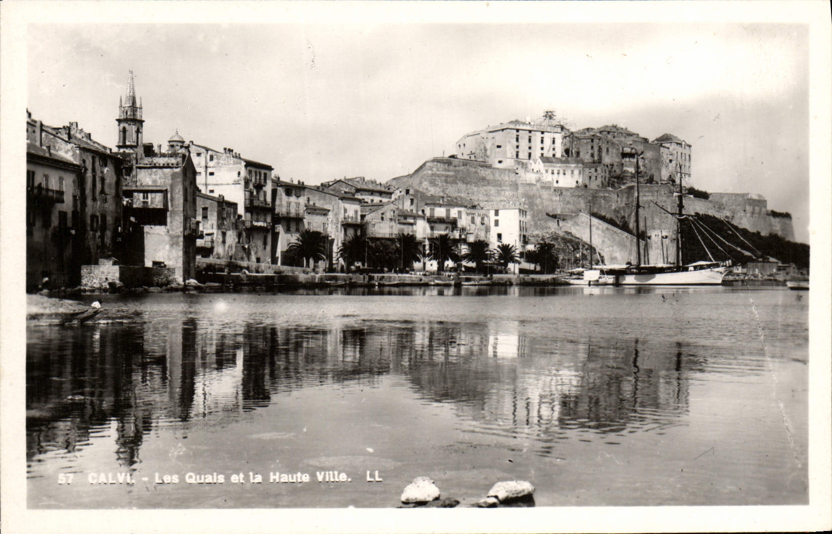 MODERN CARD Calvi quays and the Boat upper town
