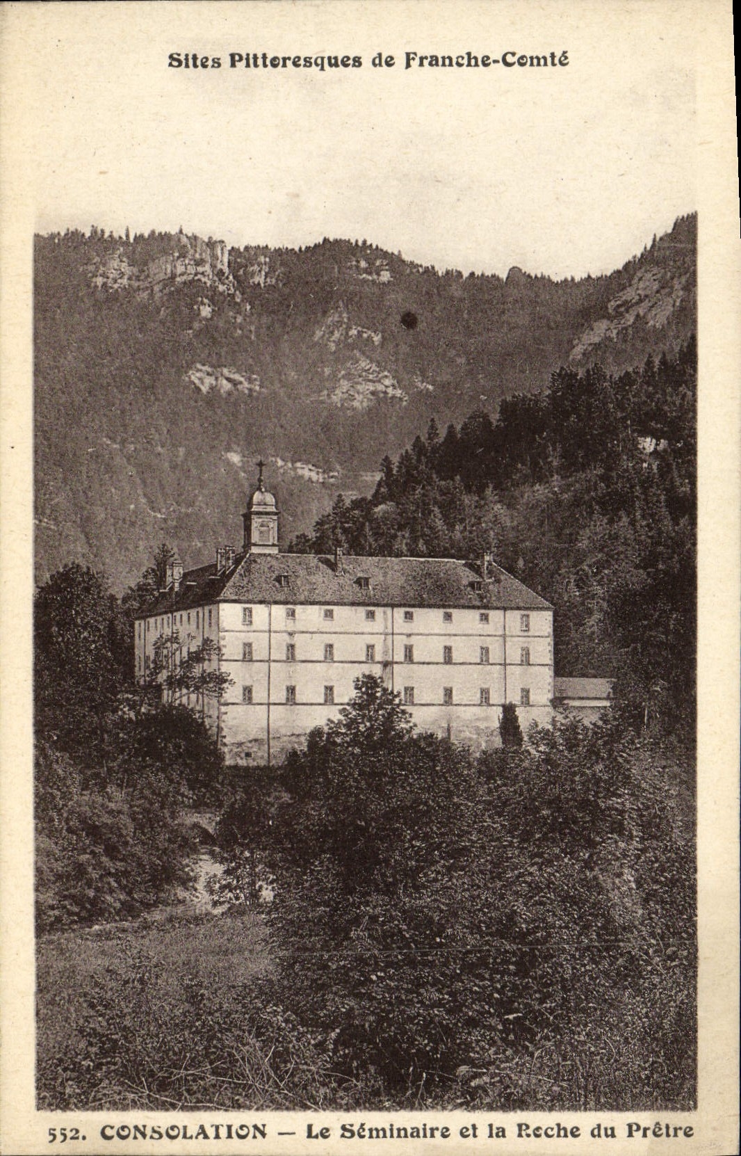 CPA Consolation Le Seminaitre et la Roche du Pretre 
