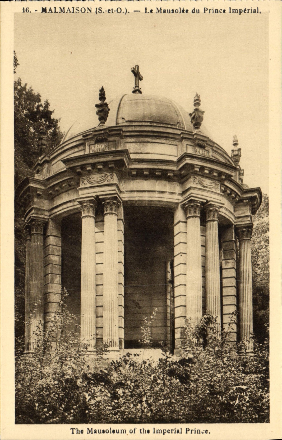 CPA Malmaison Le Mausolee du Prince Imperial