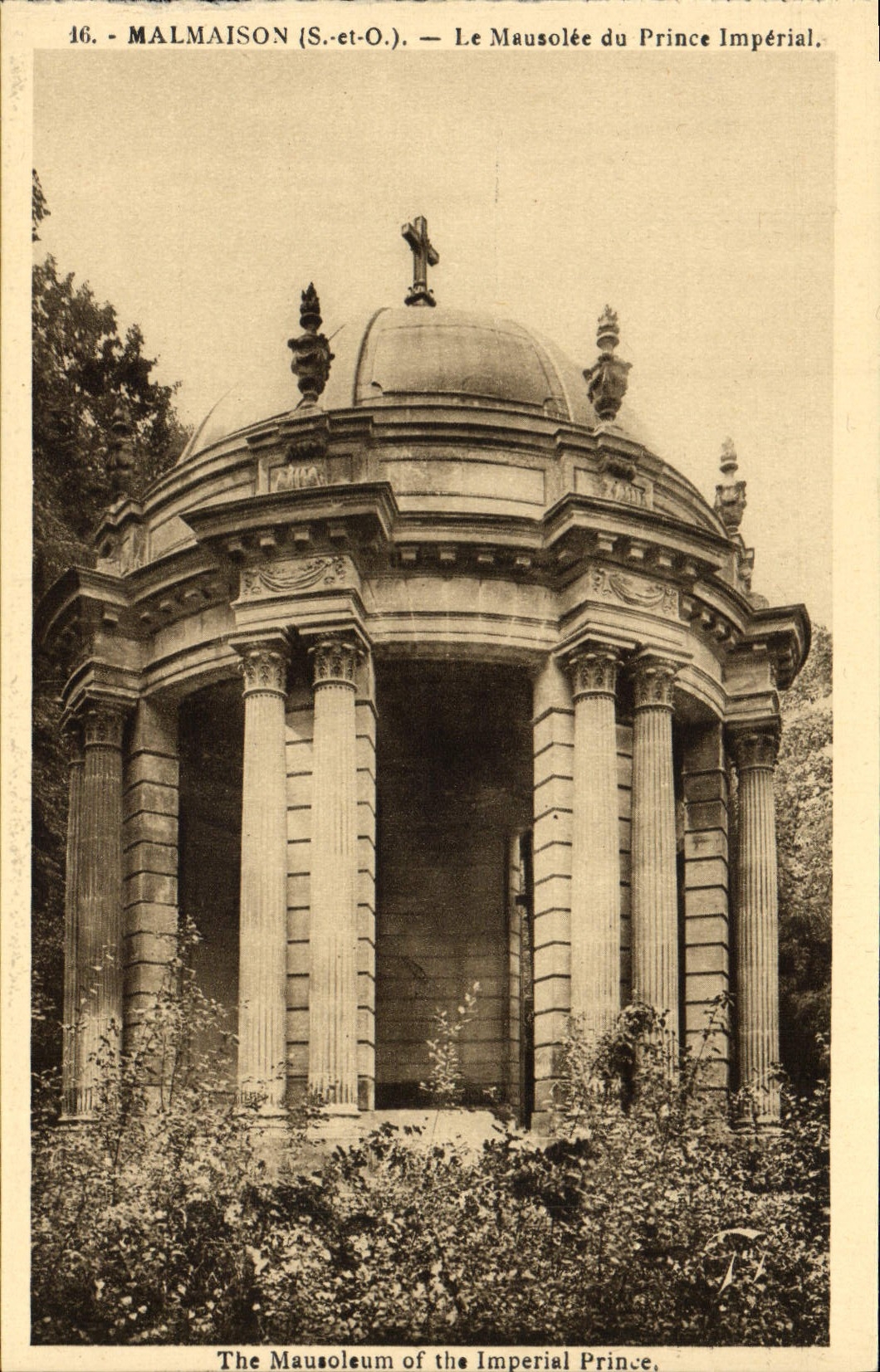 CPA Malmaison Le Mausolee du Prince Imperial