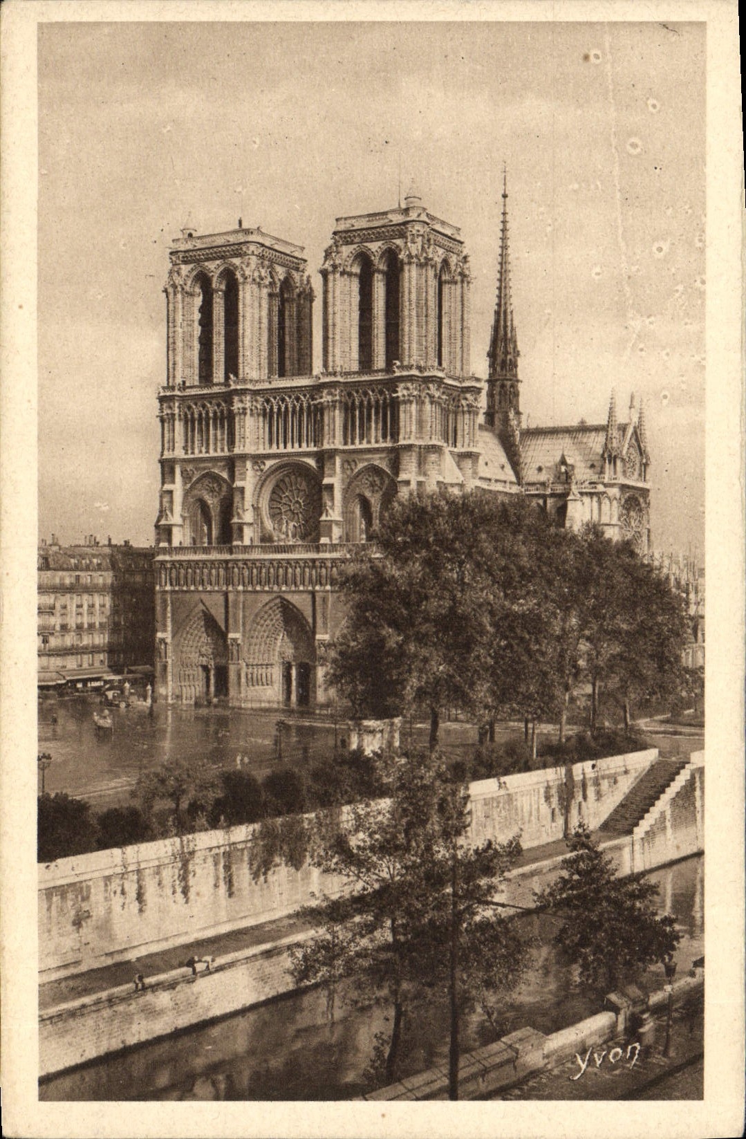 CPA Paris En Flanant Notre Dame 