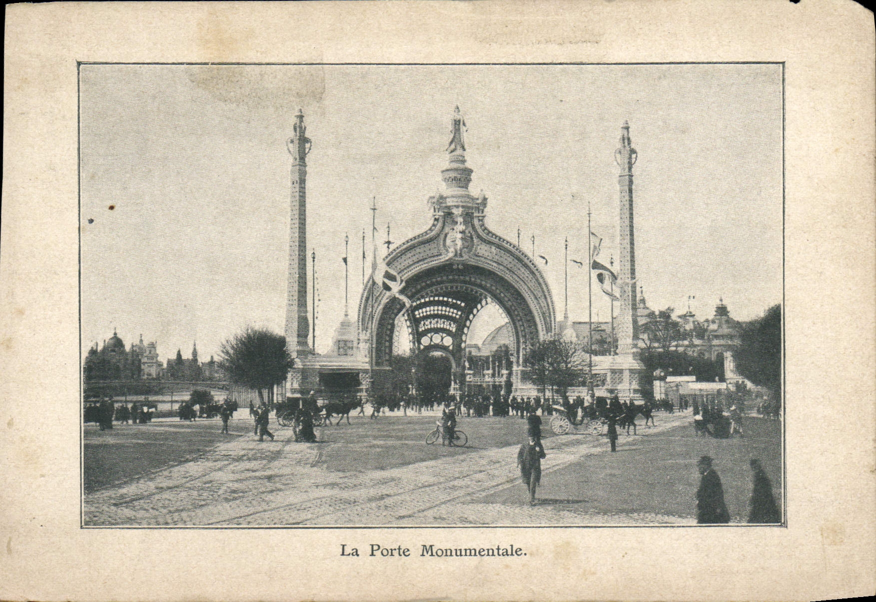 CPA Le Porte Monumentale Paris