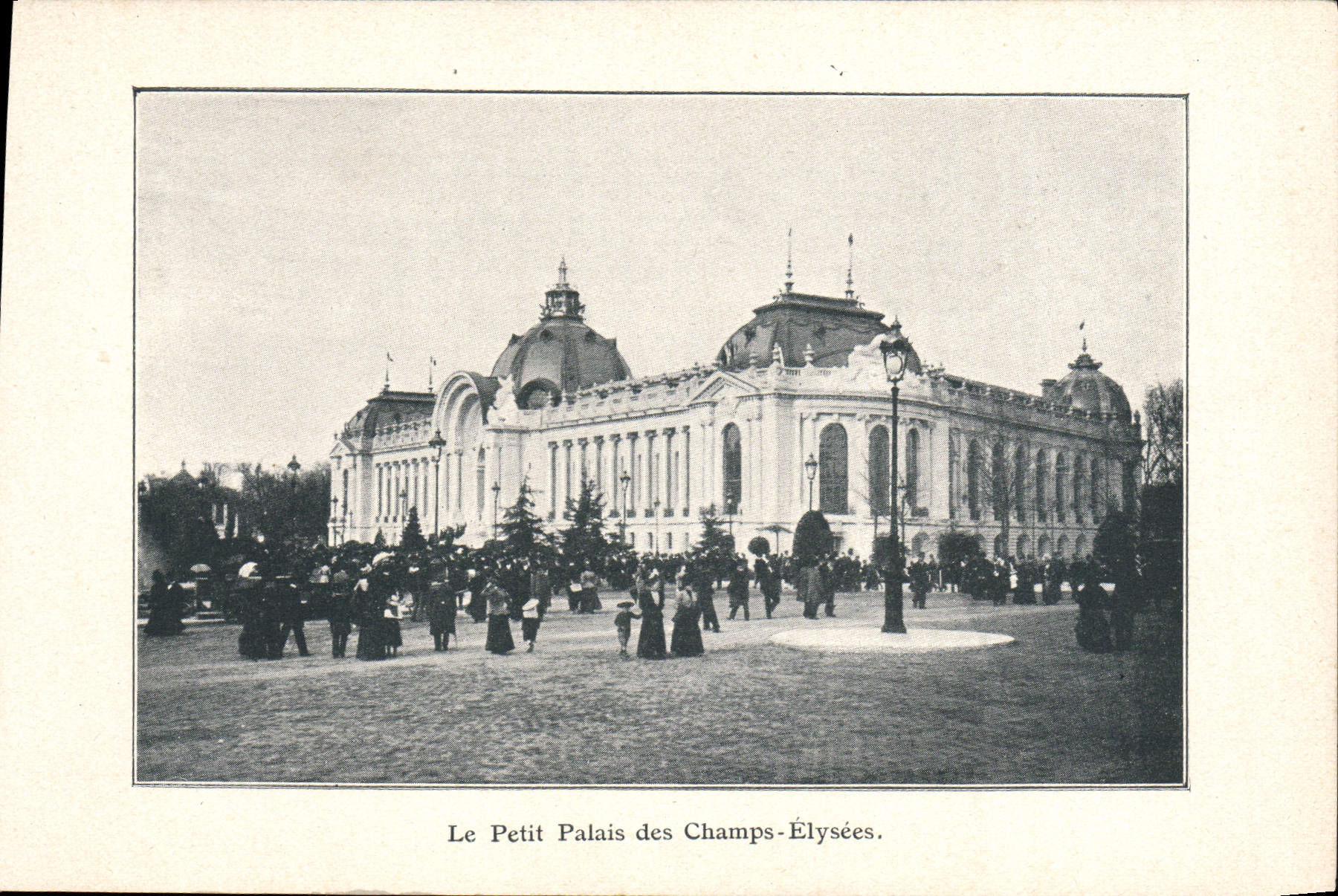 CPA Le Petit Palais des Champs Elysees 