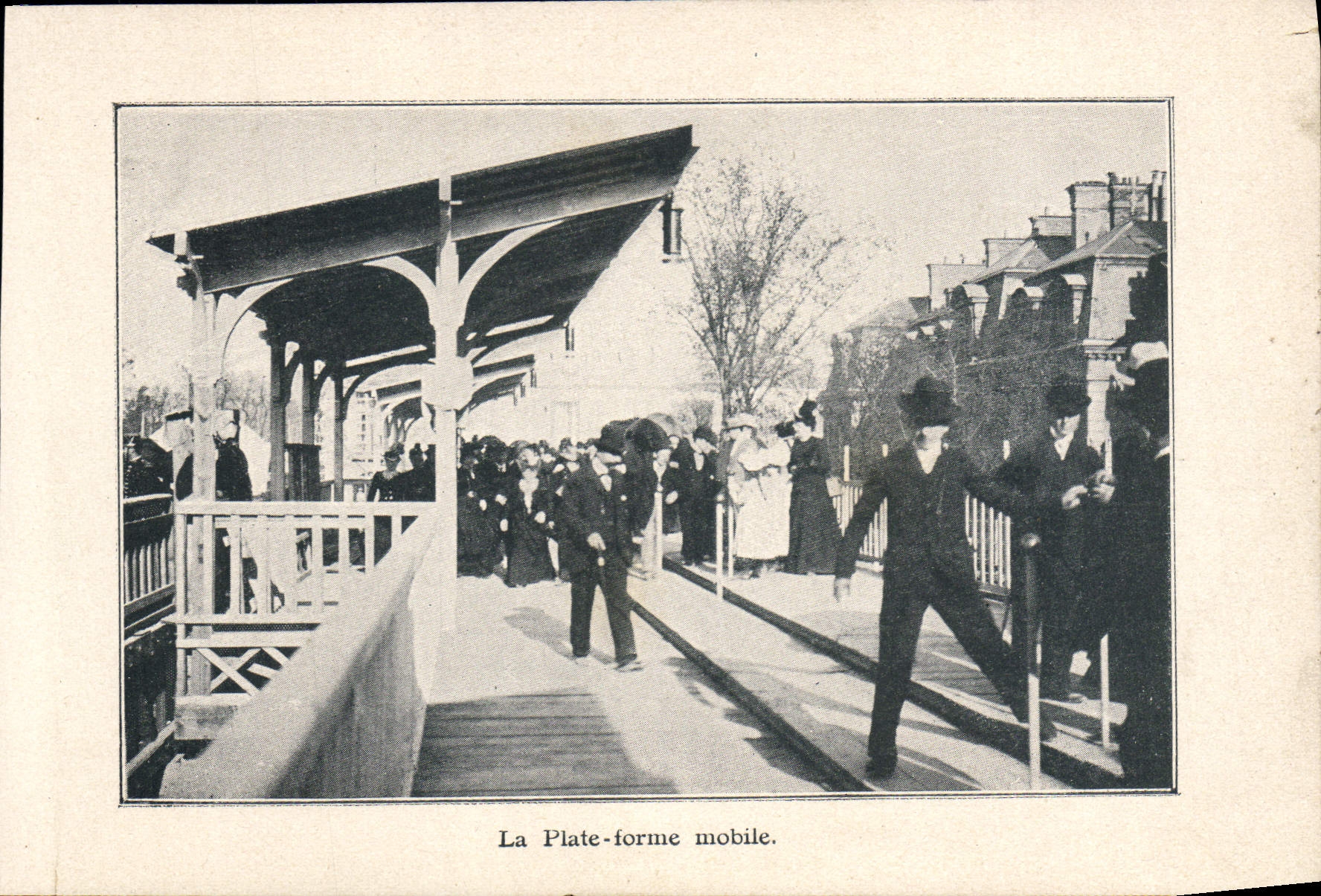 CPA La Plate forme mobile Paris