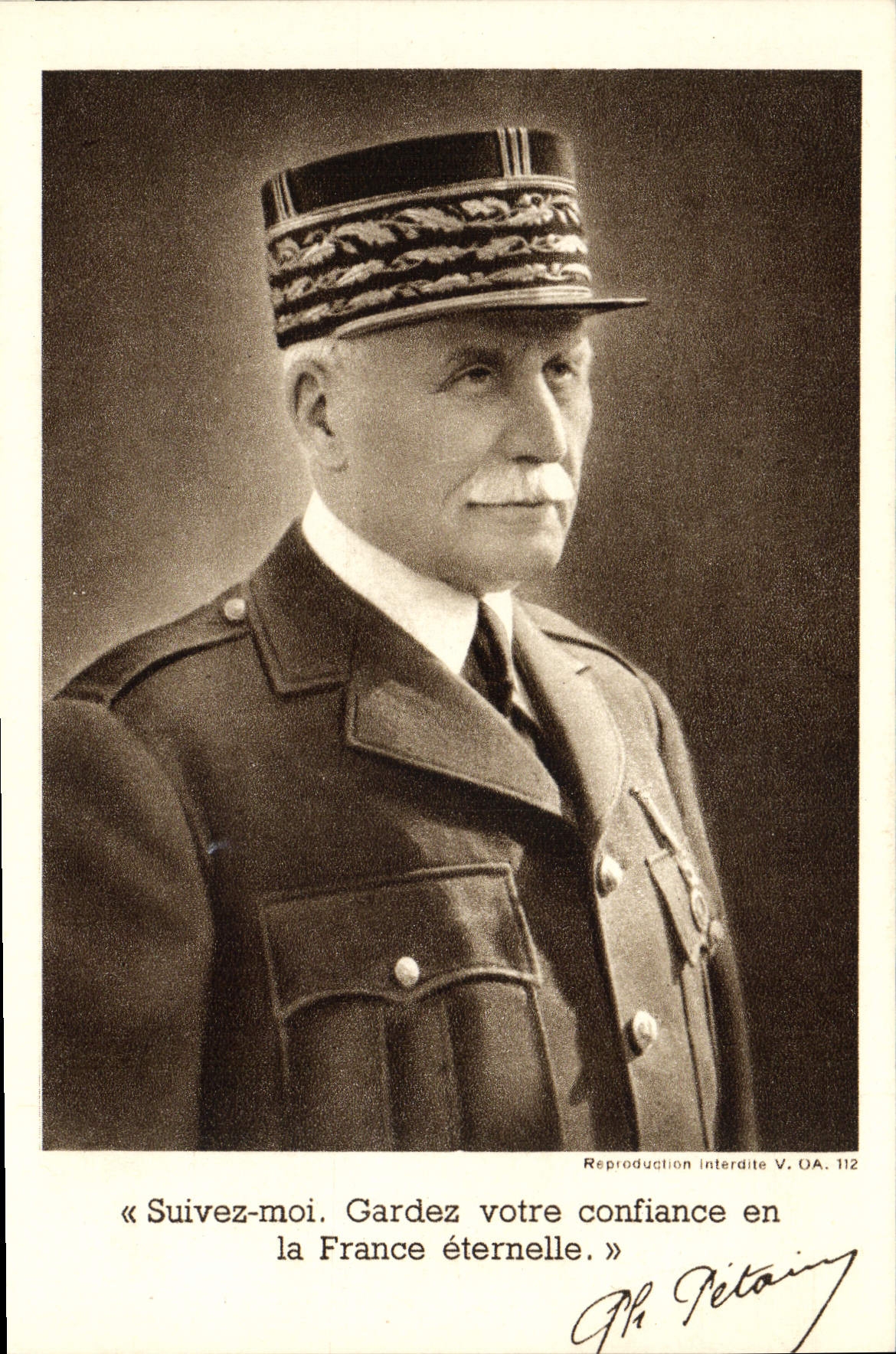 CPA Suivez Moi Gardez votre confiance en la France eternelle Petain