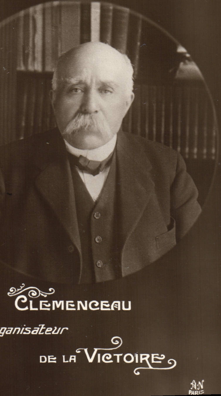 CPA Clemenceau Organisateur de la Victoire Militaria