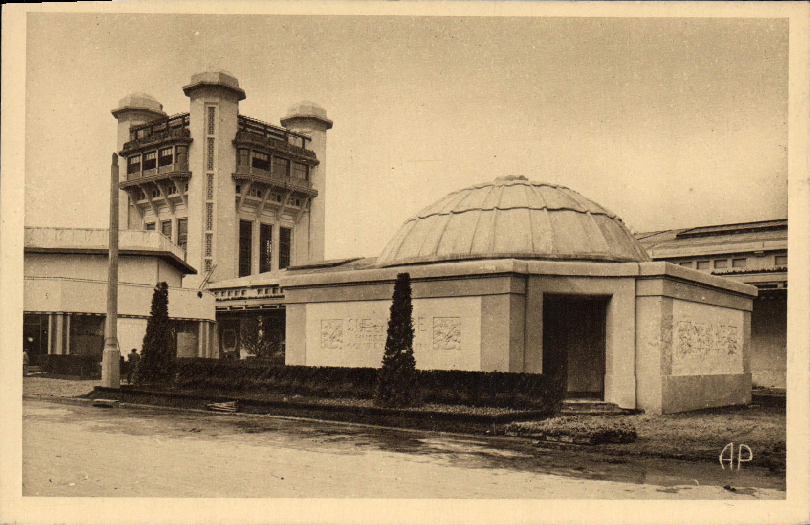CPA Paris Exposition des Arts Decoratifs Pavillon Sue et Mare 