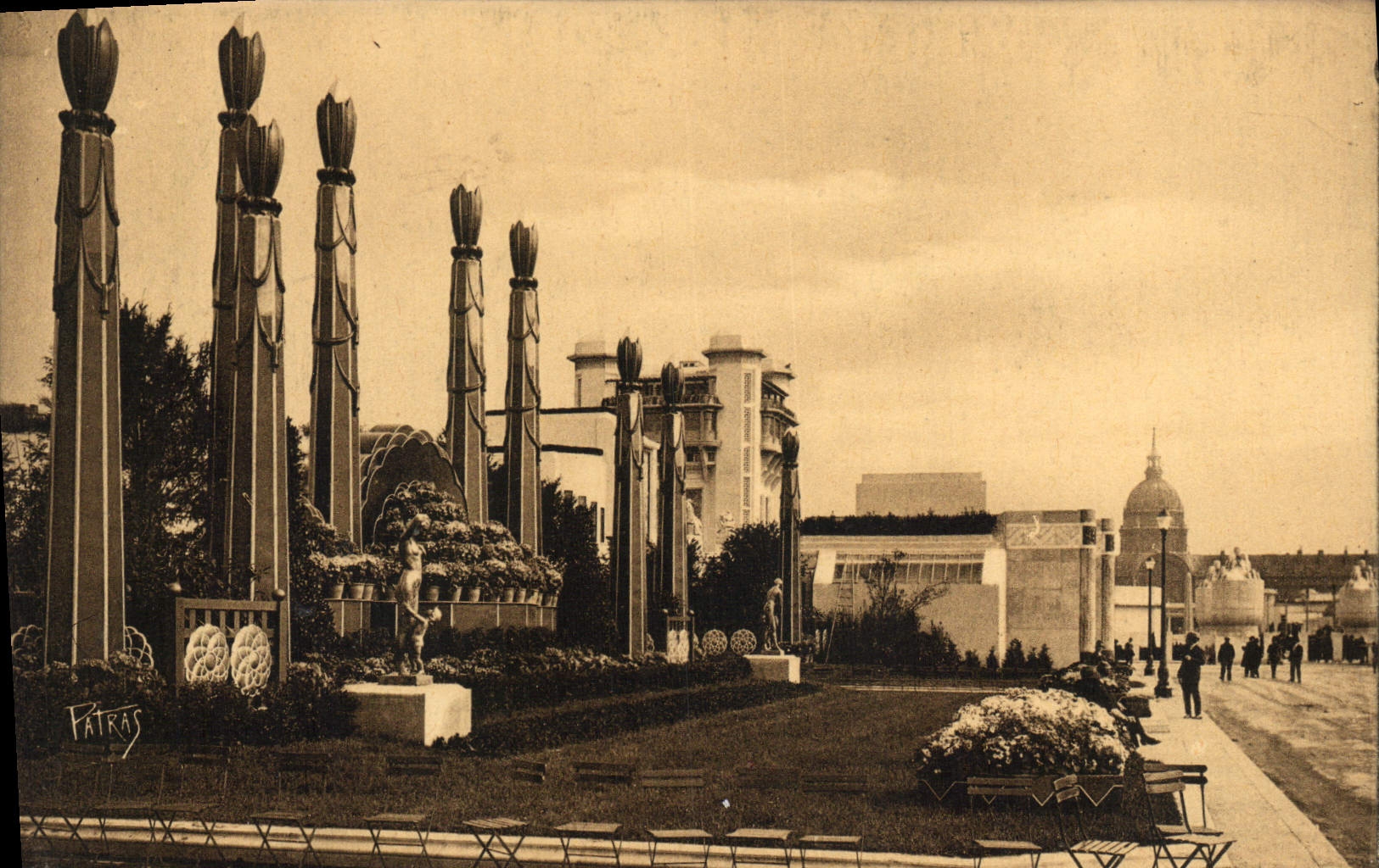 CPA Exposition des Arts Decoratifs Paris Jardin sur la terrasse