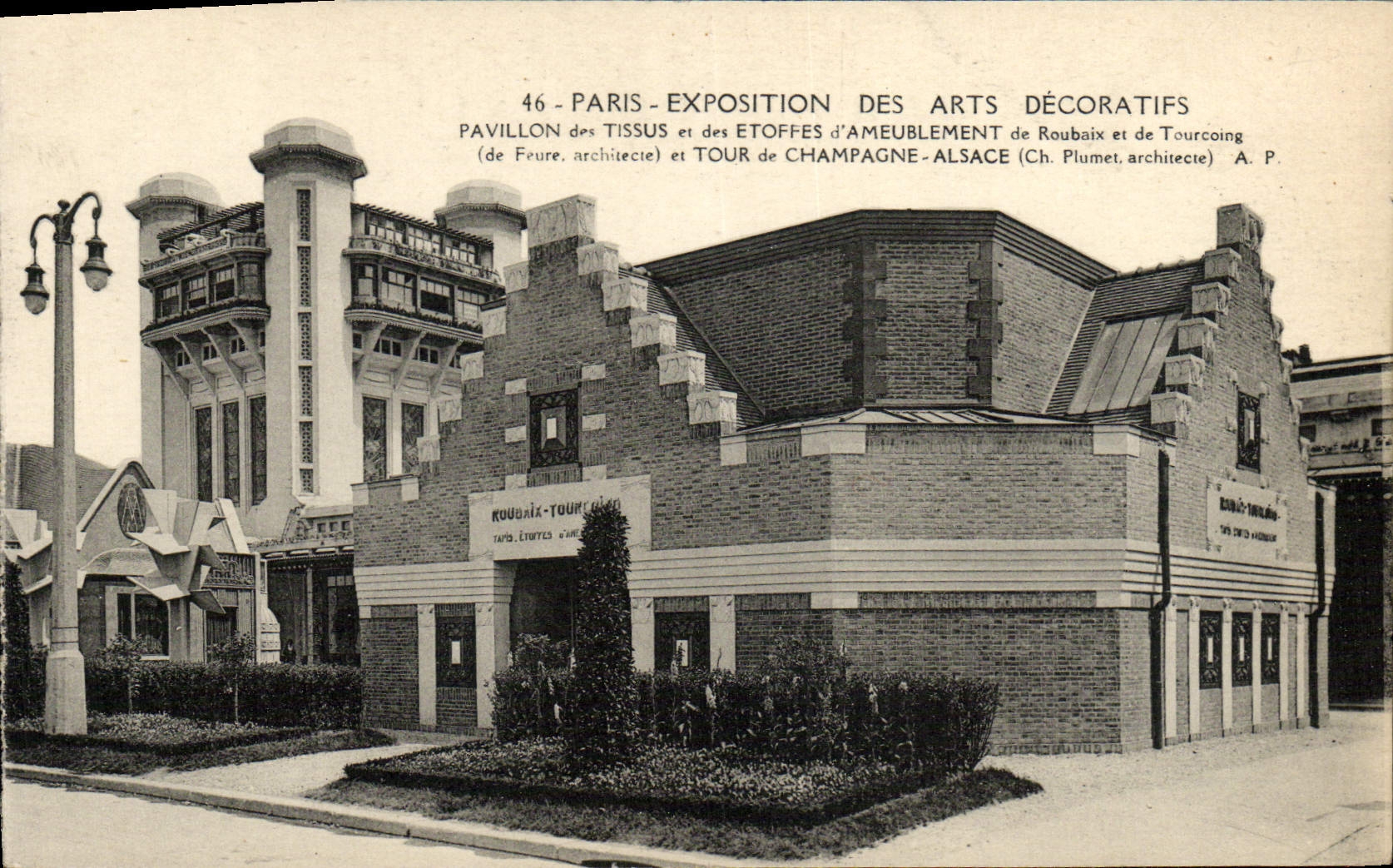 CPA Paris Exposition des Arts Decoratifs Pavillon des tissus et etoffes d'ameublement Roubaix Tourcoing tour Champagne