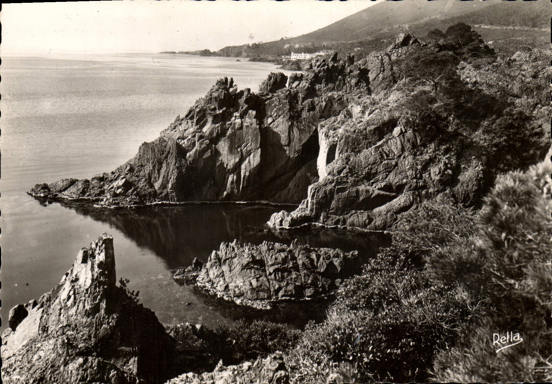 CPM Corniche d'or Rochers du Trayas