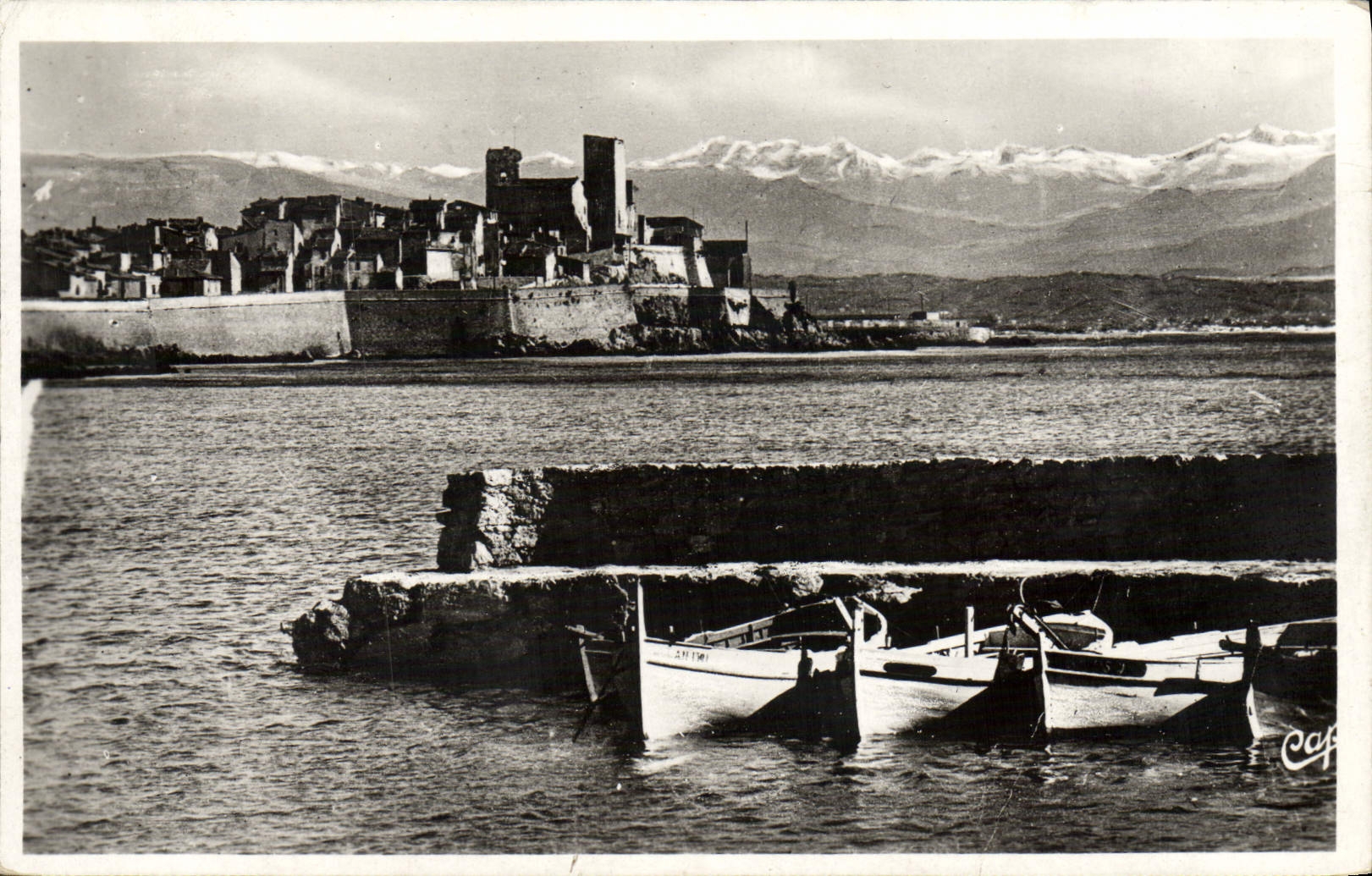 CPA Antibes Panorama et la Chaine des Alpes