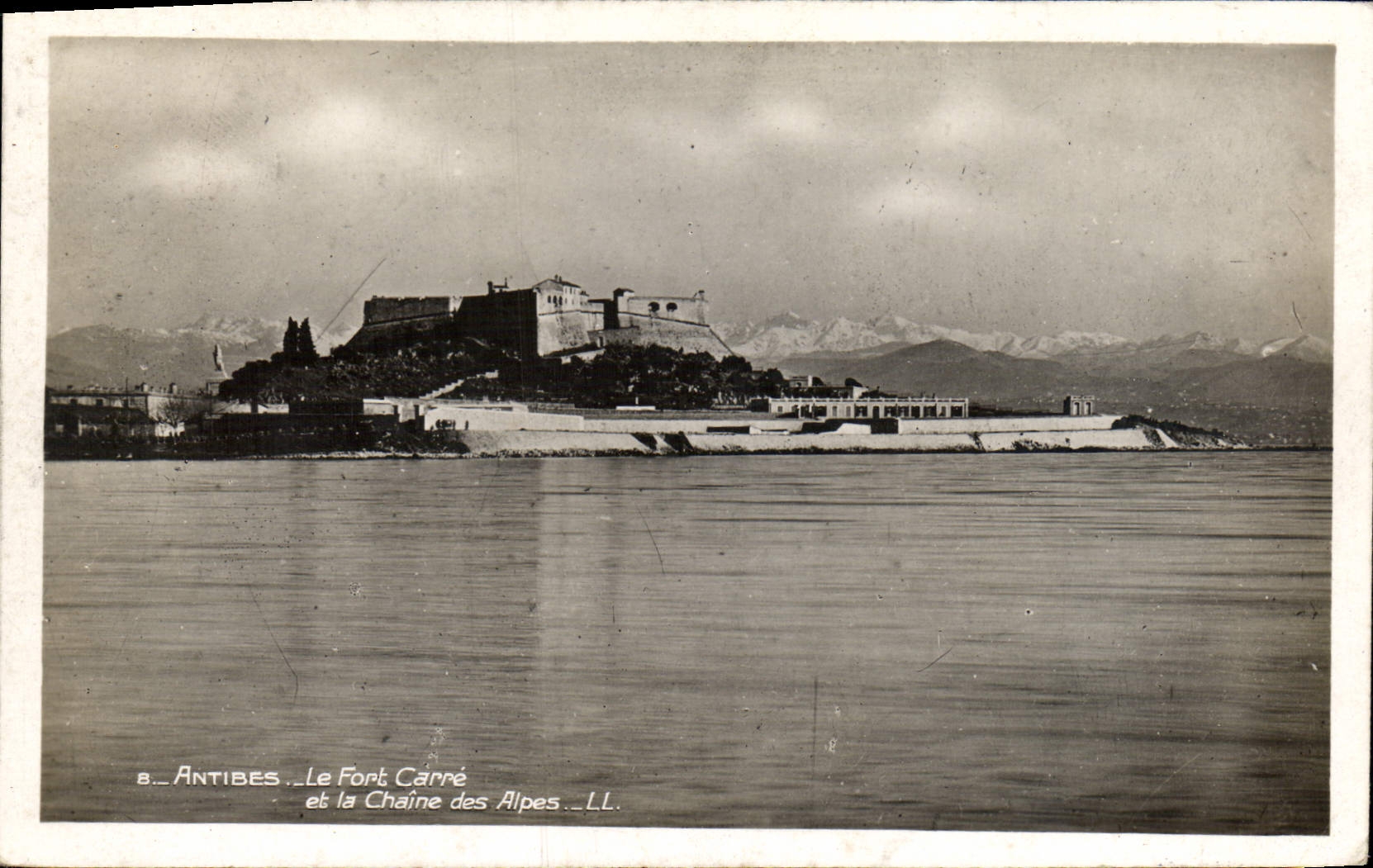 VINTAGE POSTCARD Antibes the Strong one Squares and the Alpine range