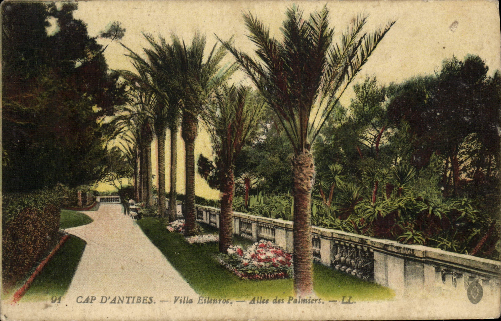 CPA Antibes Villa Eilenroc Allee des Palmiers