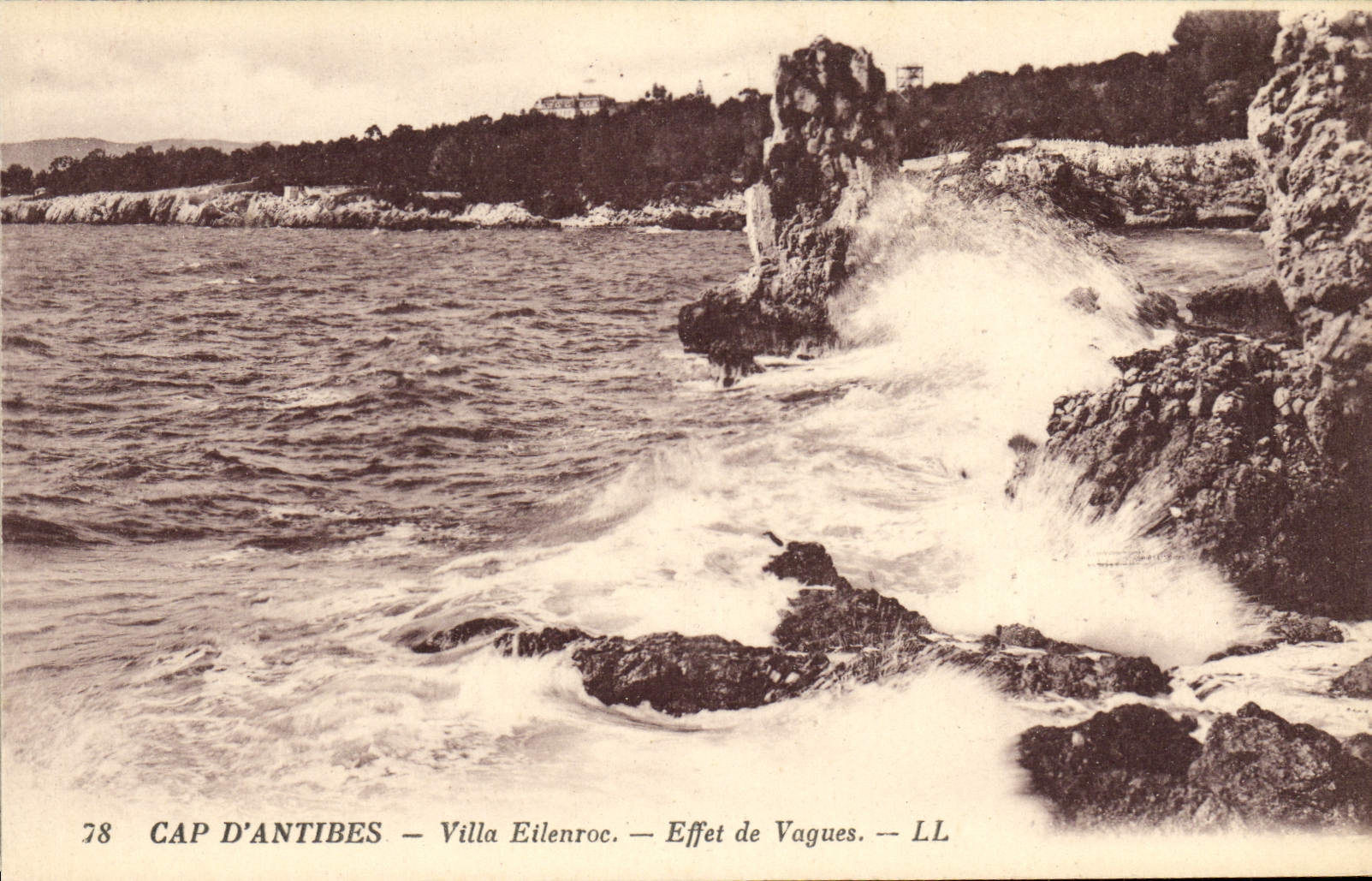VINTAGE POSTCARD Antibes Villa Eillenroc Effect Waves
