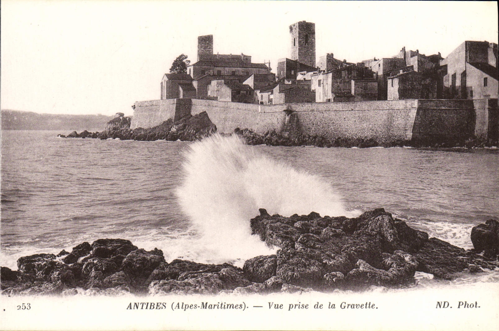 CPA Antibes Vue Prise de la Gravette