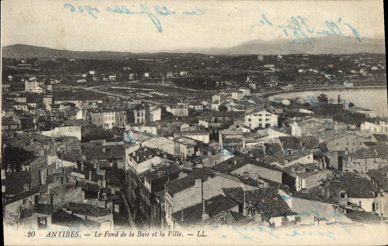 Fondo de Antibes de la POSTAL de la VENDIMIA de la bahía y de la ciudad