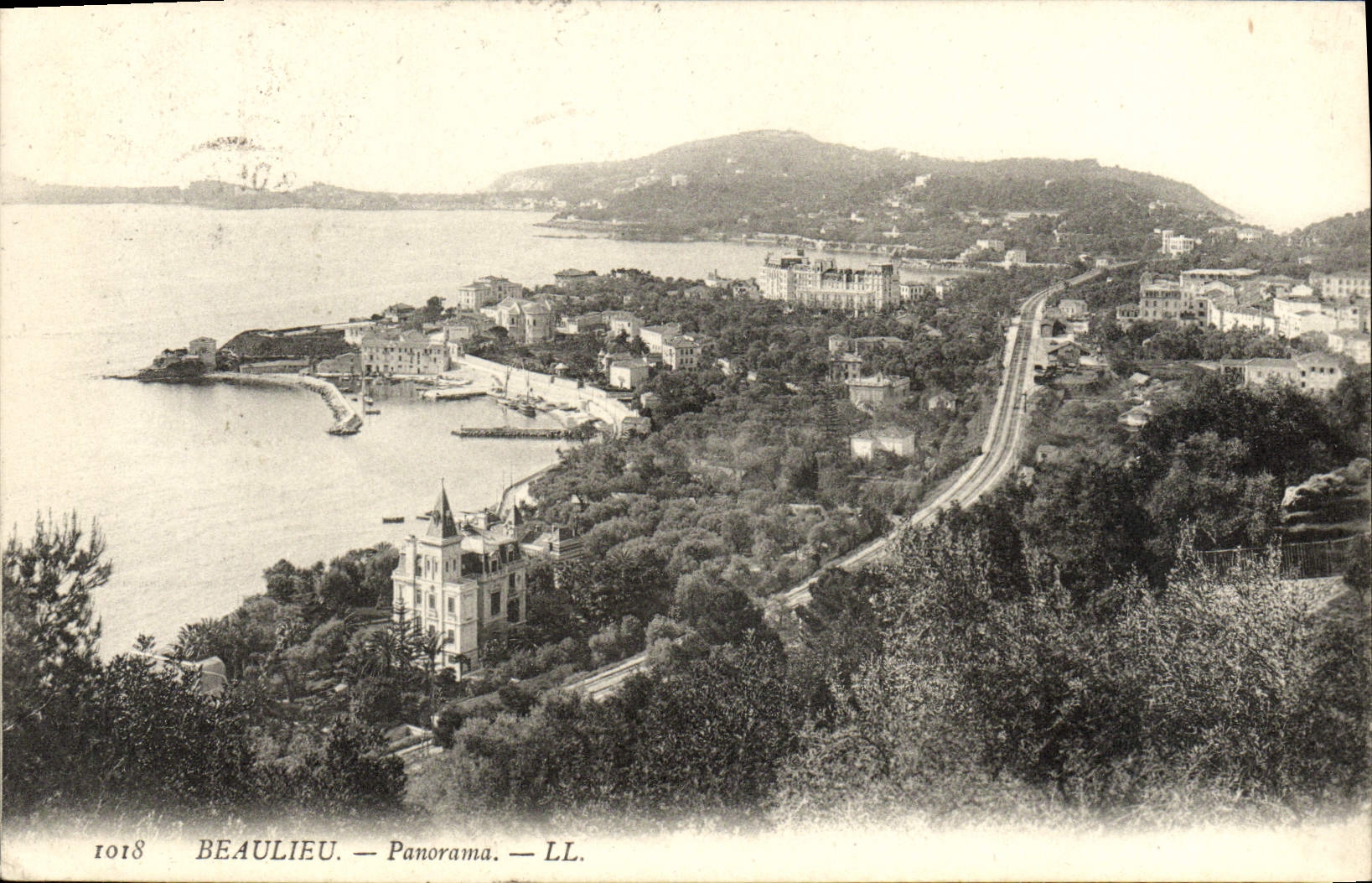 CPA Beaulieu Panorama