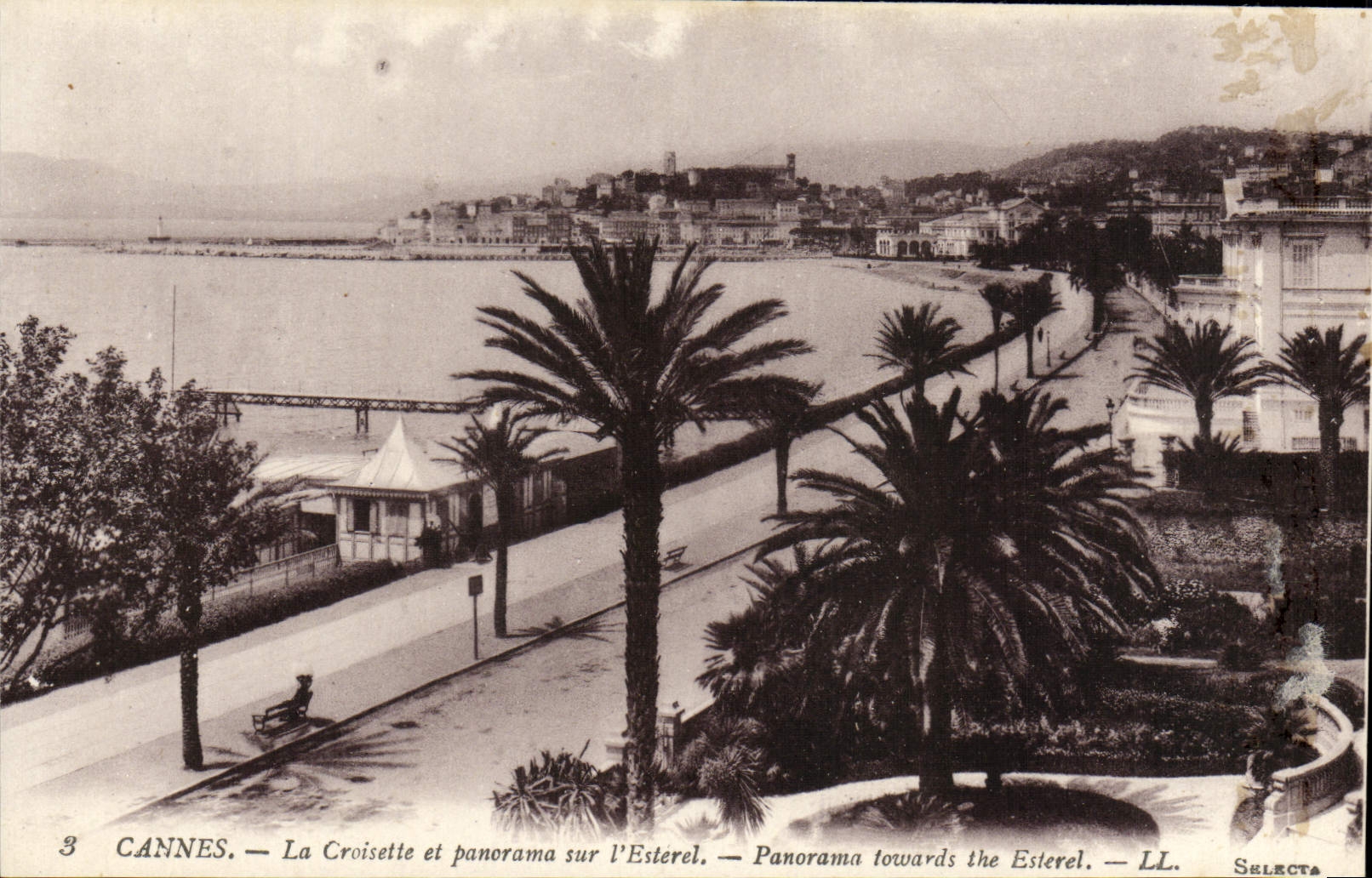 CPA Cannes La Croisette et panorama sur l'Esterel
