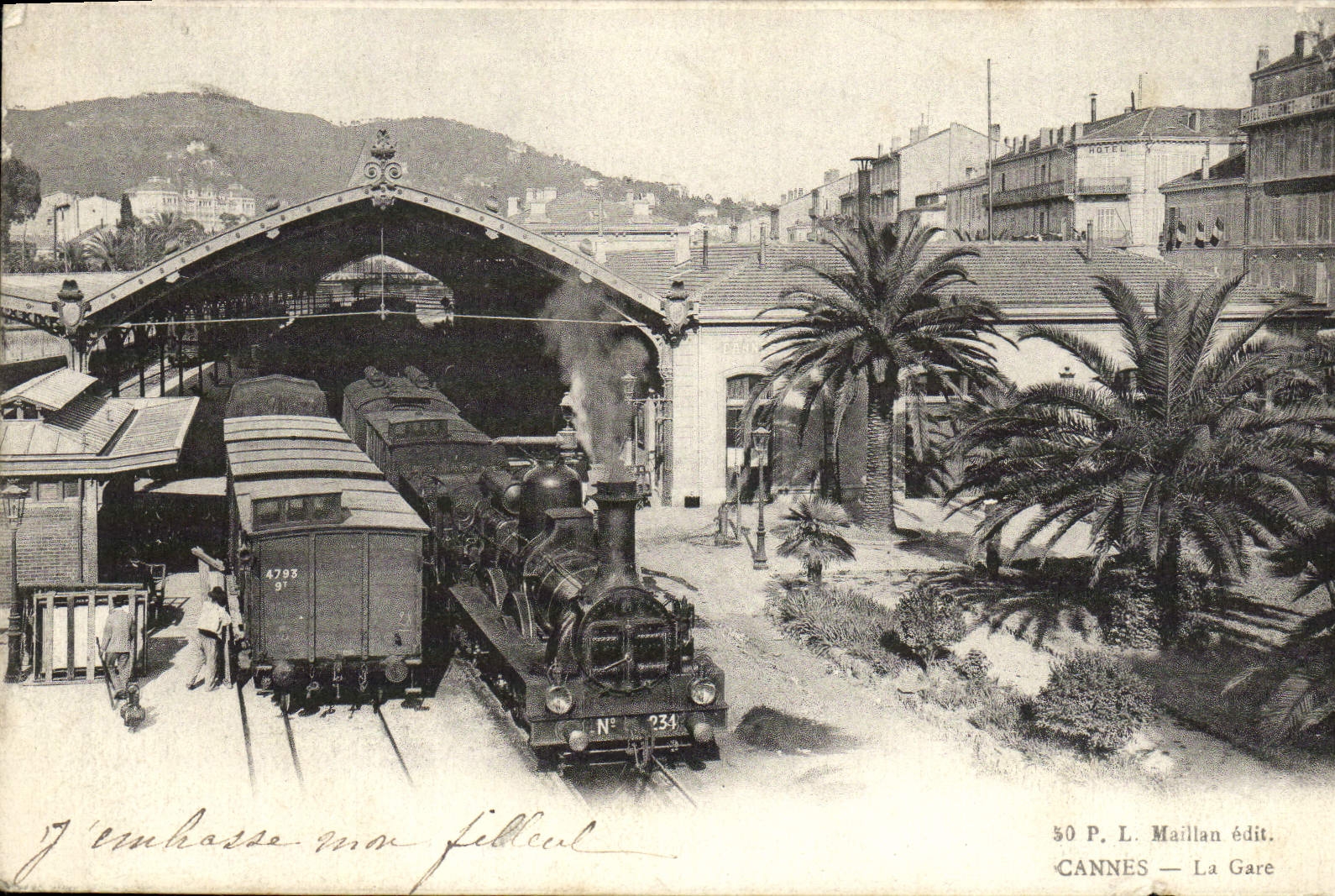 VINTAGE POSTCARD Cannes Train station Train