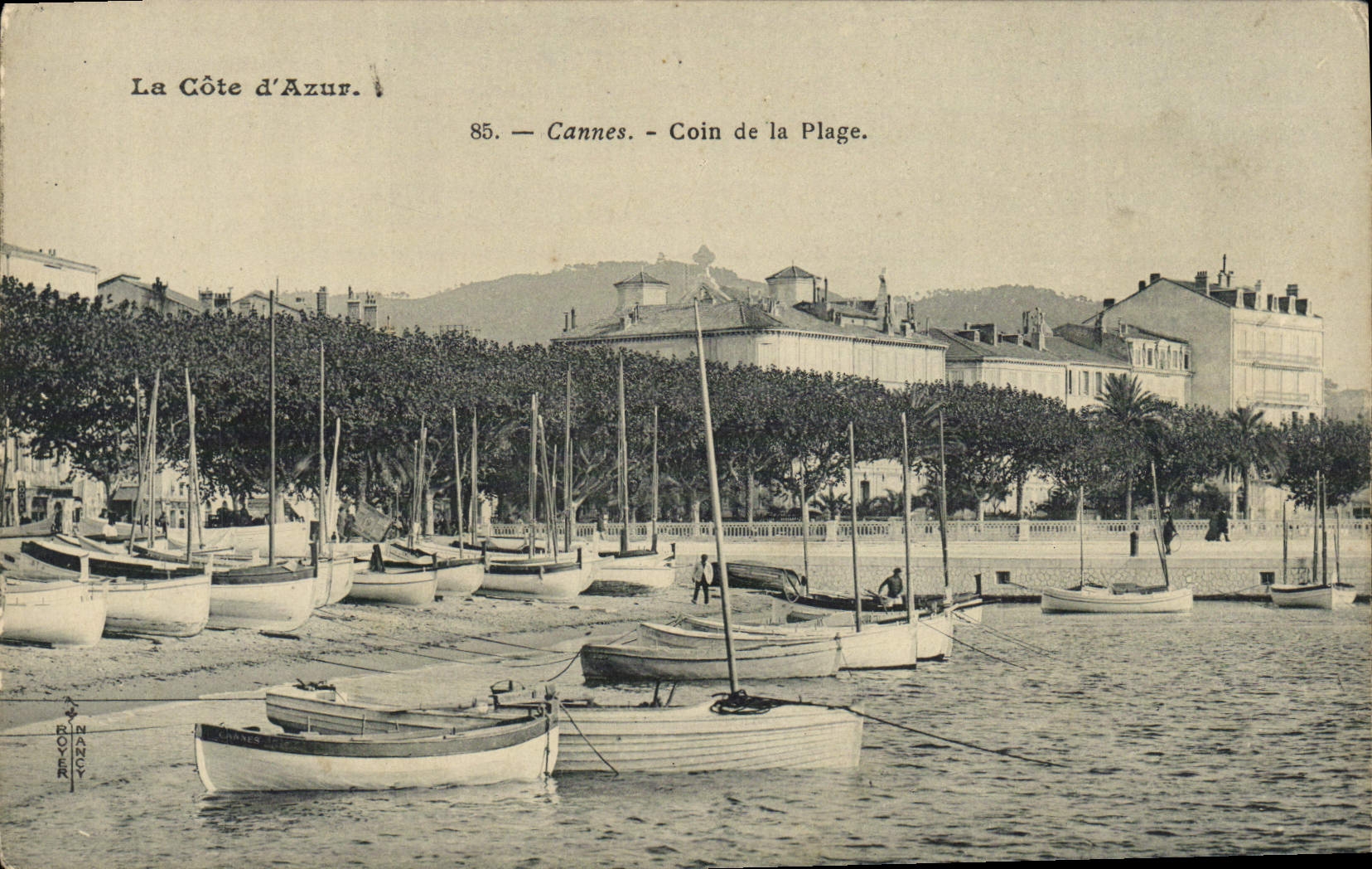 Esquina de Cannes de la POSTAL de la VENDIMIA de los barcos de la playa