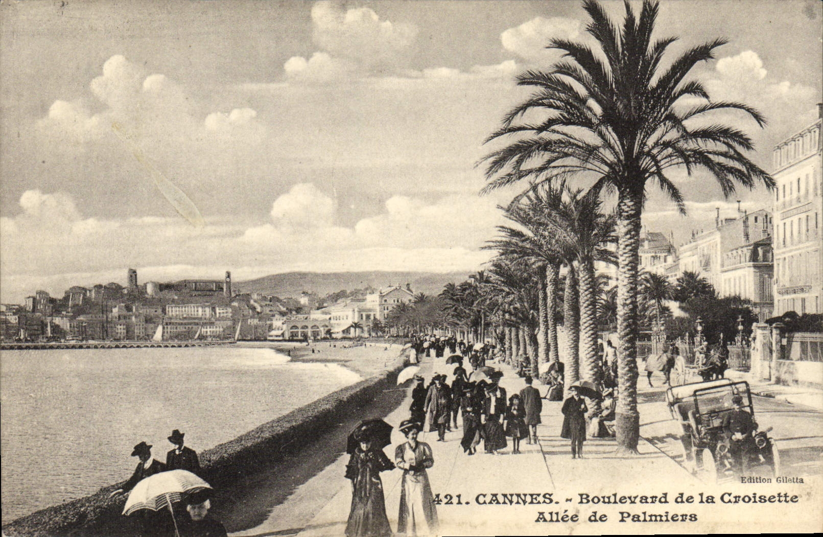 VINTAGE POSTCARD Cannes Boulevard of the Gone Small cross of Palm trees