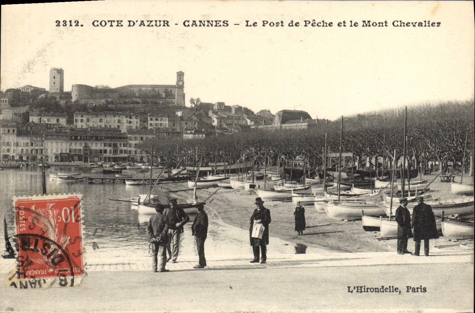 CPA Cannes Cote D'Azur Le Port de Peche et le Mont Chevallier Bateaux