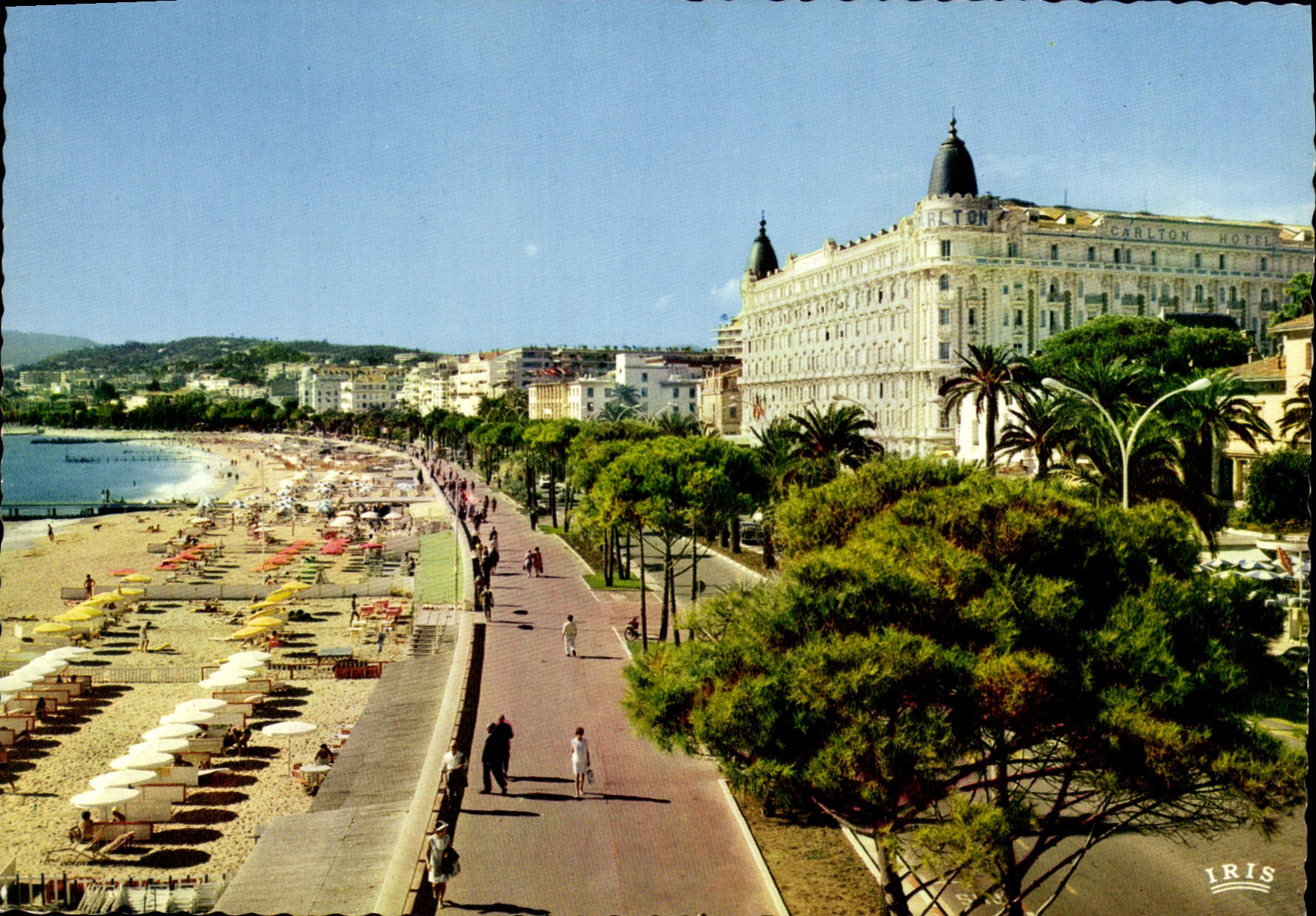CPM Cannes La Croisette et la Plage