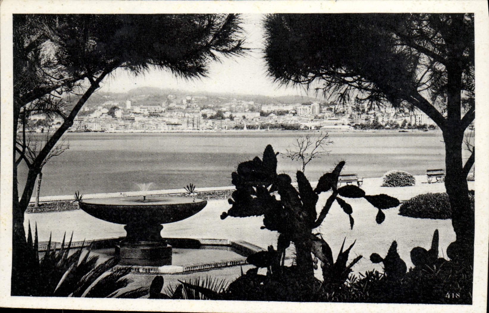 VINTAGE POSTCARD Cannes Seen from of the new gardens
