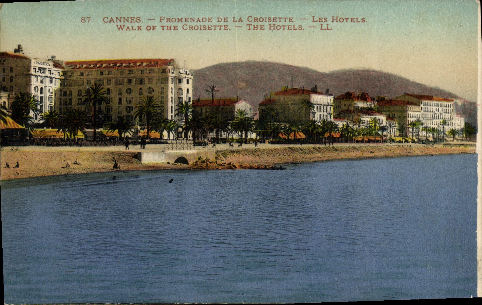 CPA Cannes Promenade De La Croisette Les Hotels