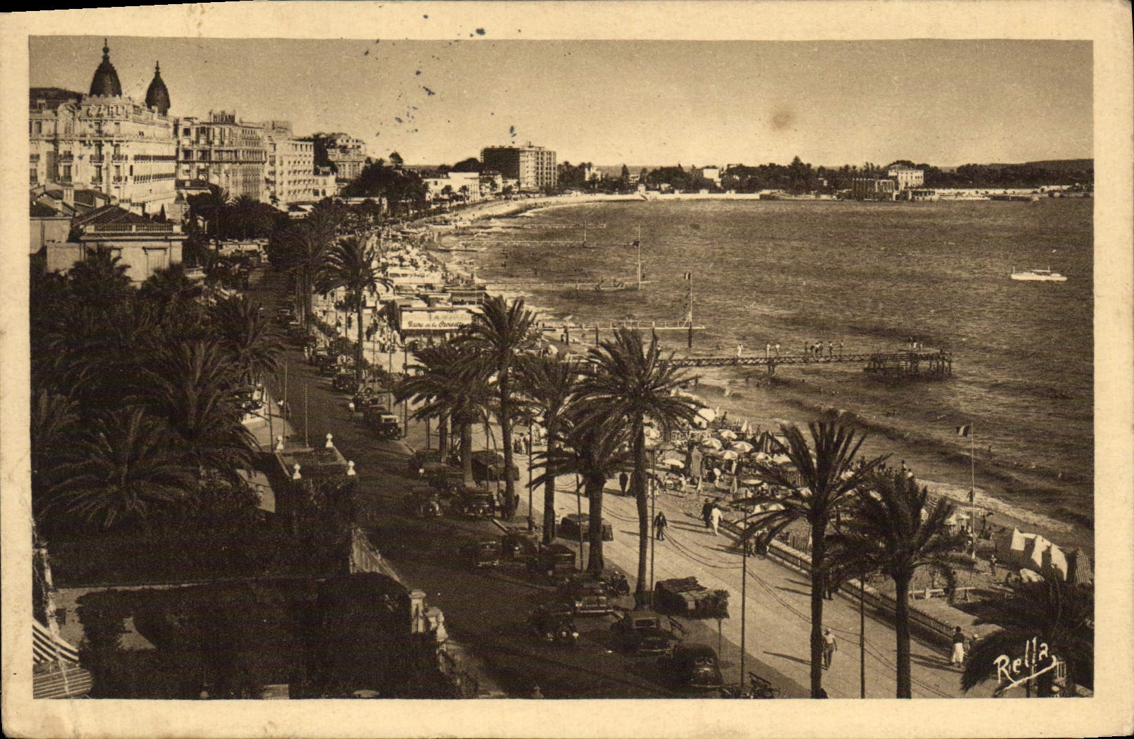 VINTAGE POSTCARD Cannes the Walk of the Small cross and large Hotels