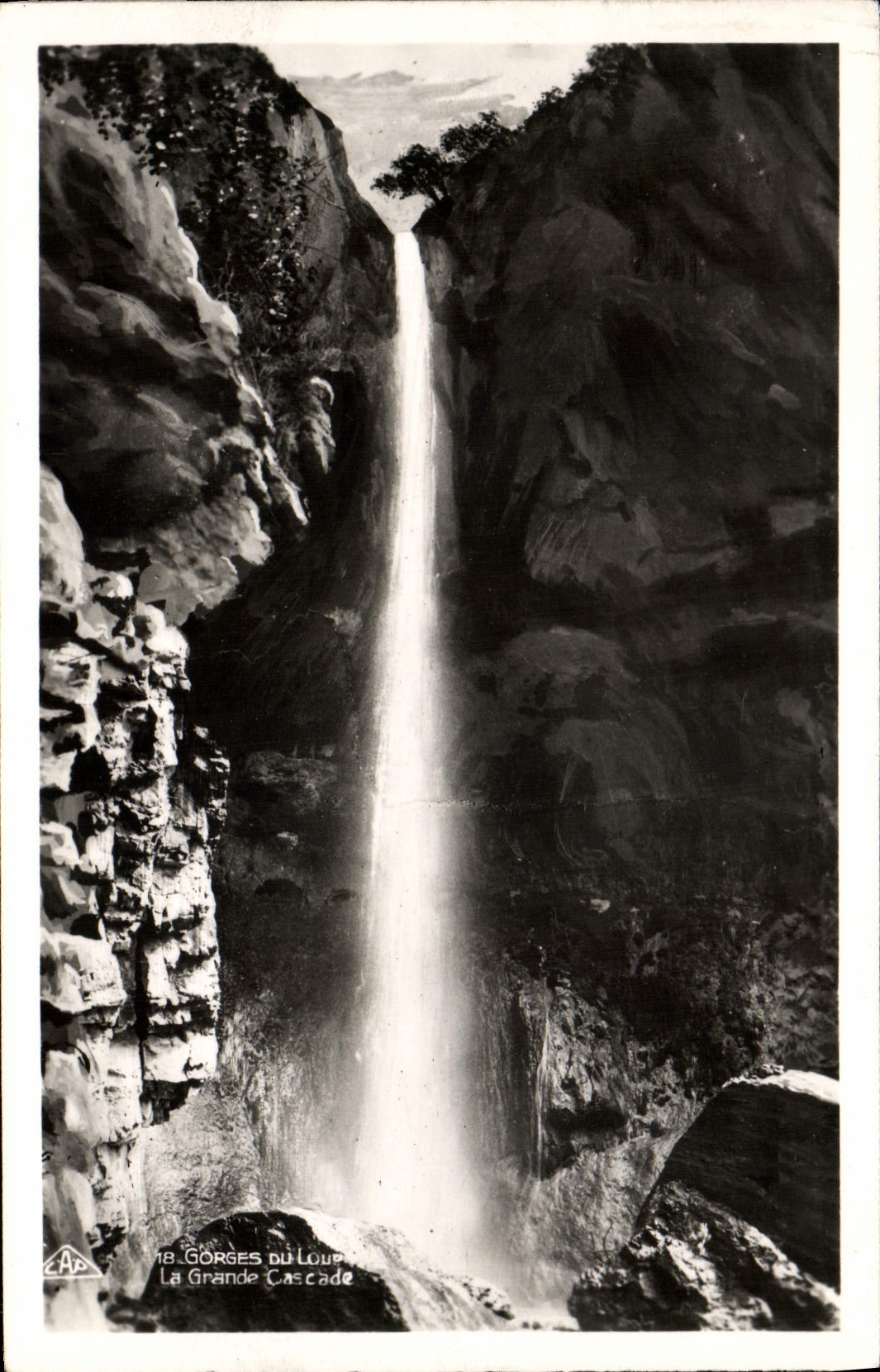 MODERN CARD Falls of the Wolf the large cascade