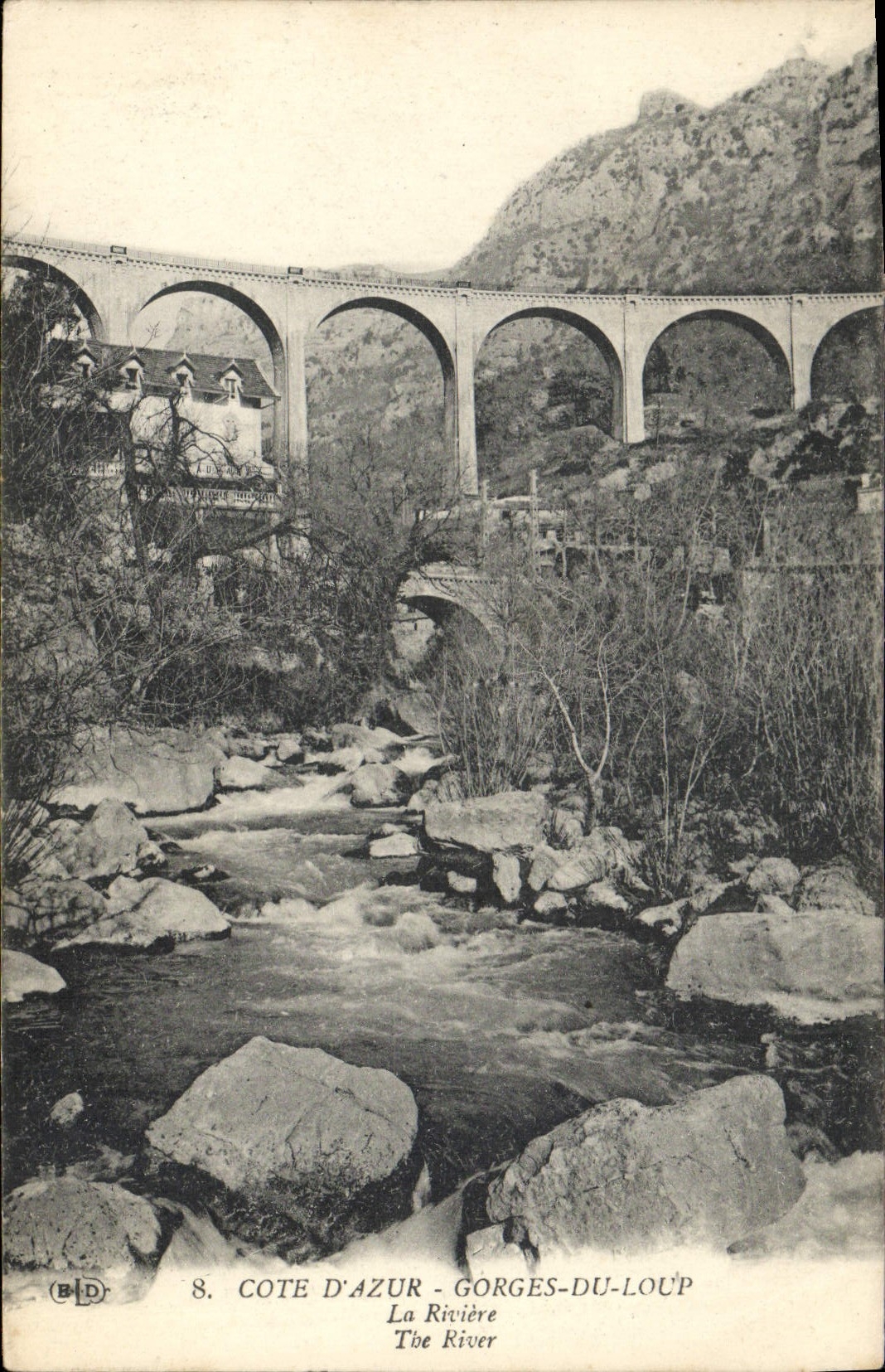 VINTAGE POSTCARD Dimension of Azure Falls of the Wolf the River