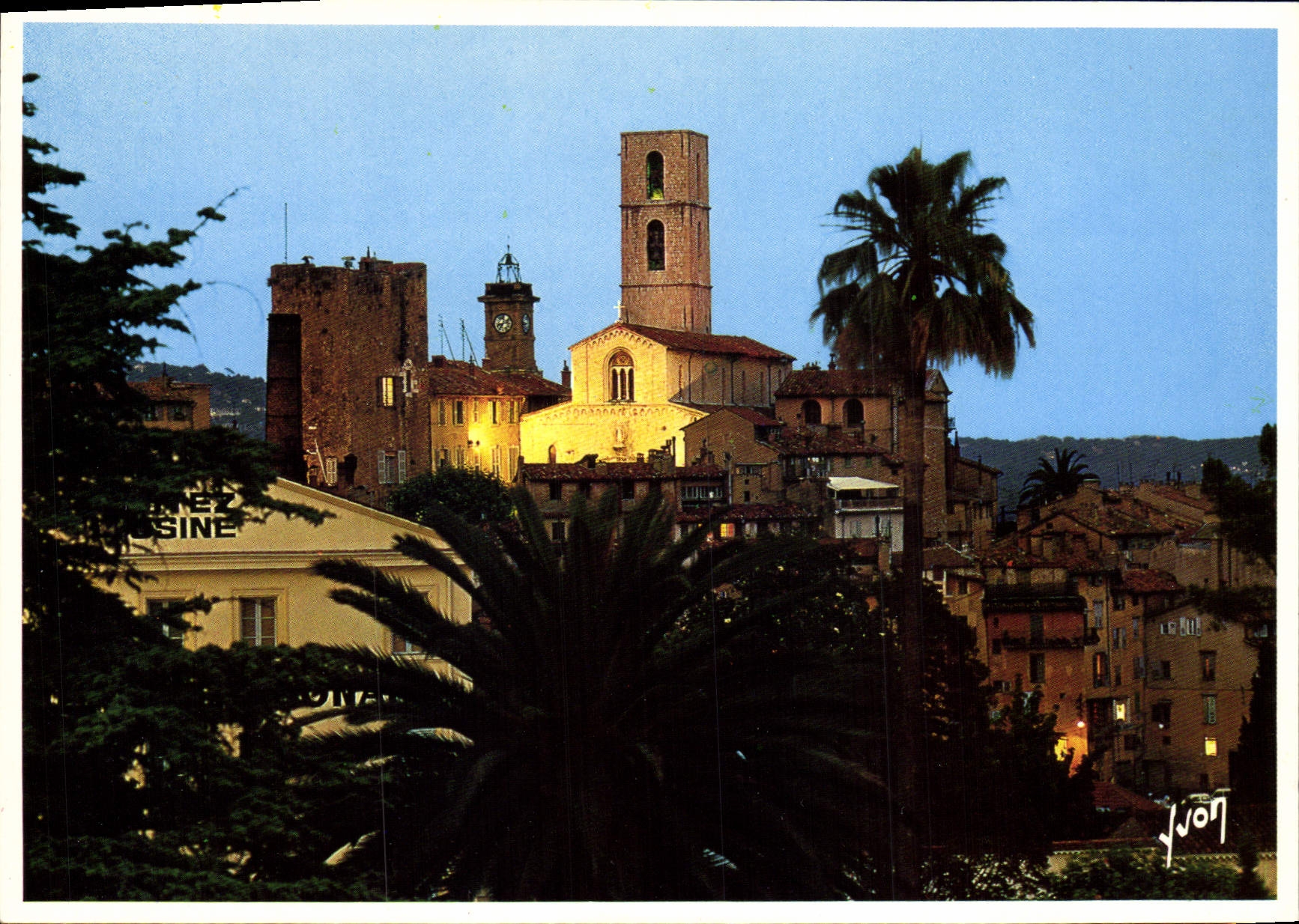 POSTAL MODERNA capital graso de la catedral vieja de Notre Dame de la perfumería en la ciudad vieja