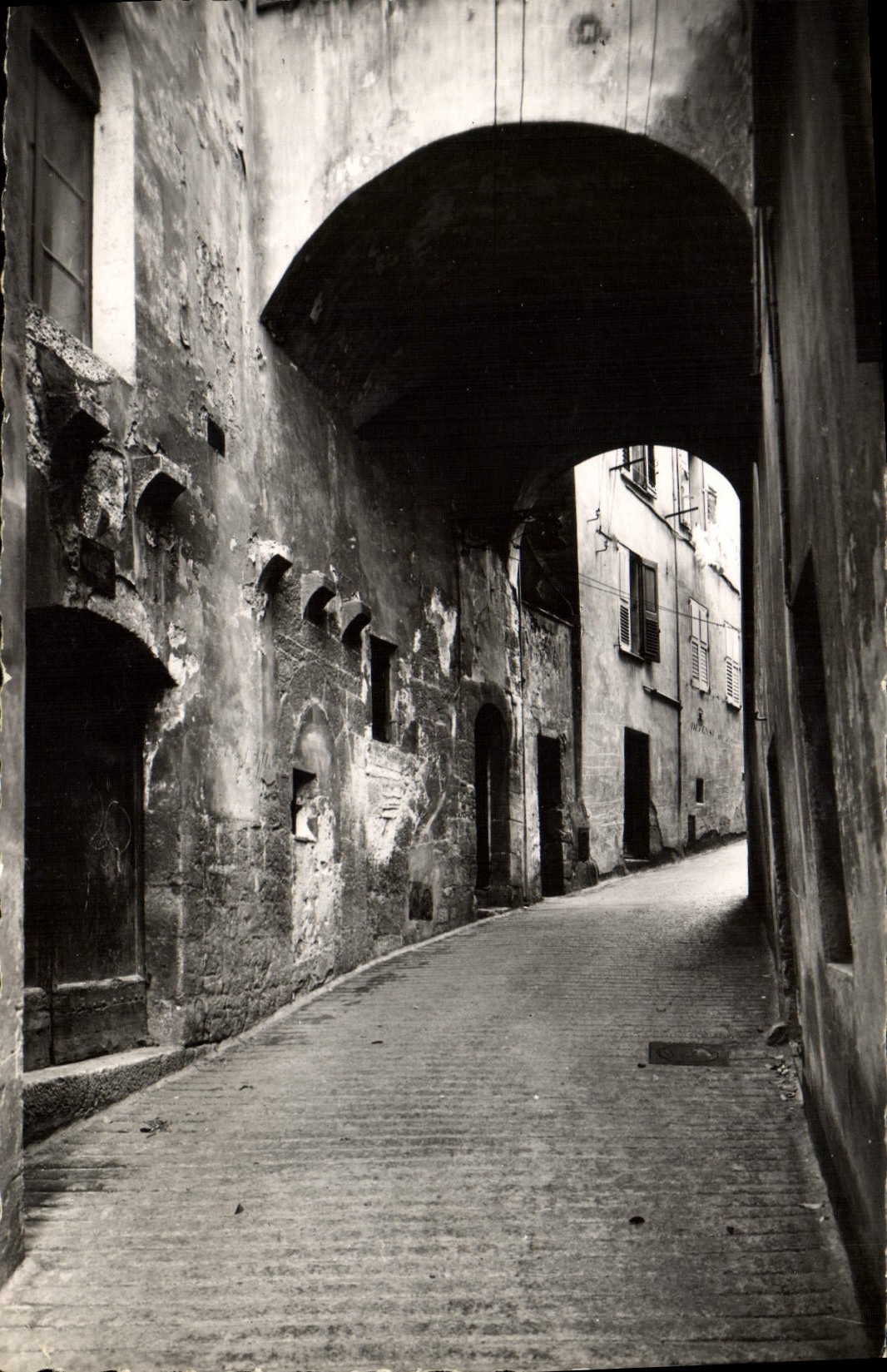 Casa nativa de Tracastel de la calle grasa de la POSTAL de la VENDIMIA de Fragonard