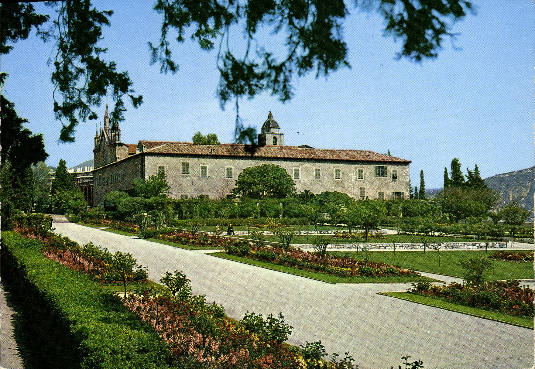 CPM Nice Cote d'Azur Riviera Les jardins et le Monastere de Cimiez