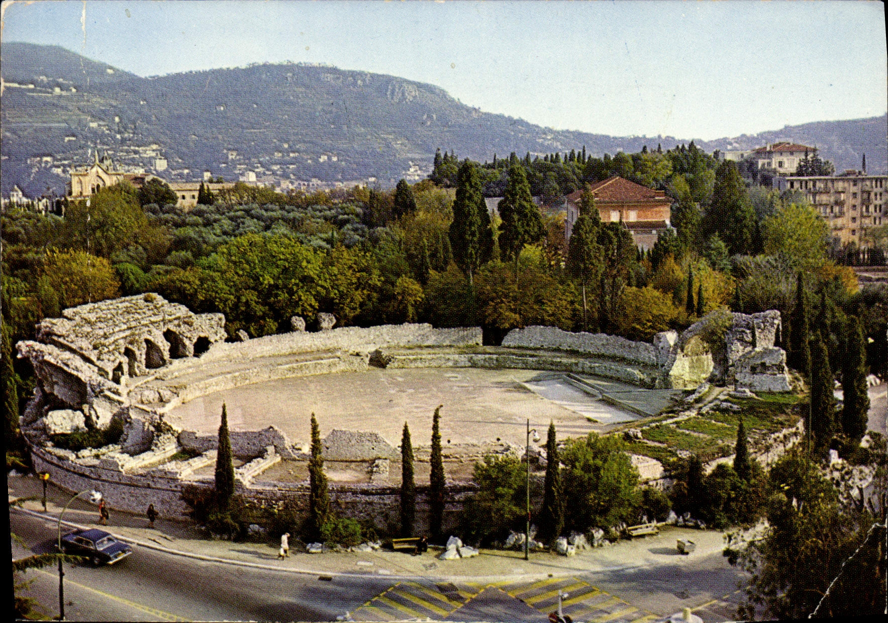 CPM Nice Les Arenes Vestiges Romains