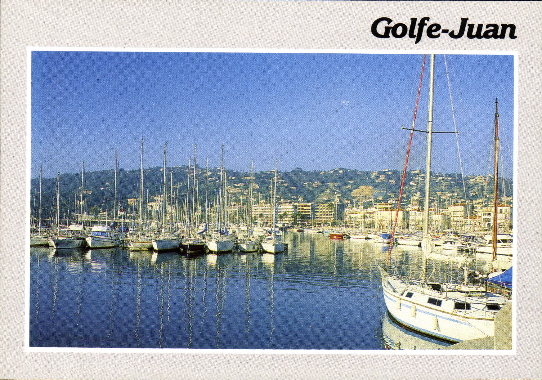CPM Golfe Juan Vue sur le Port Bateaux