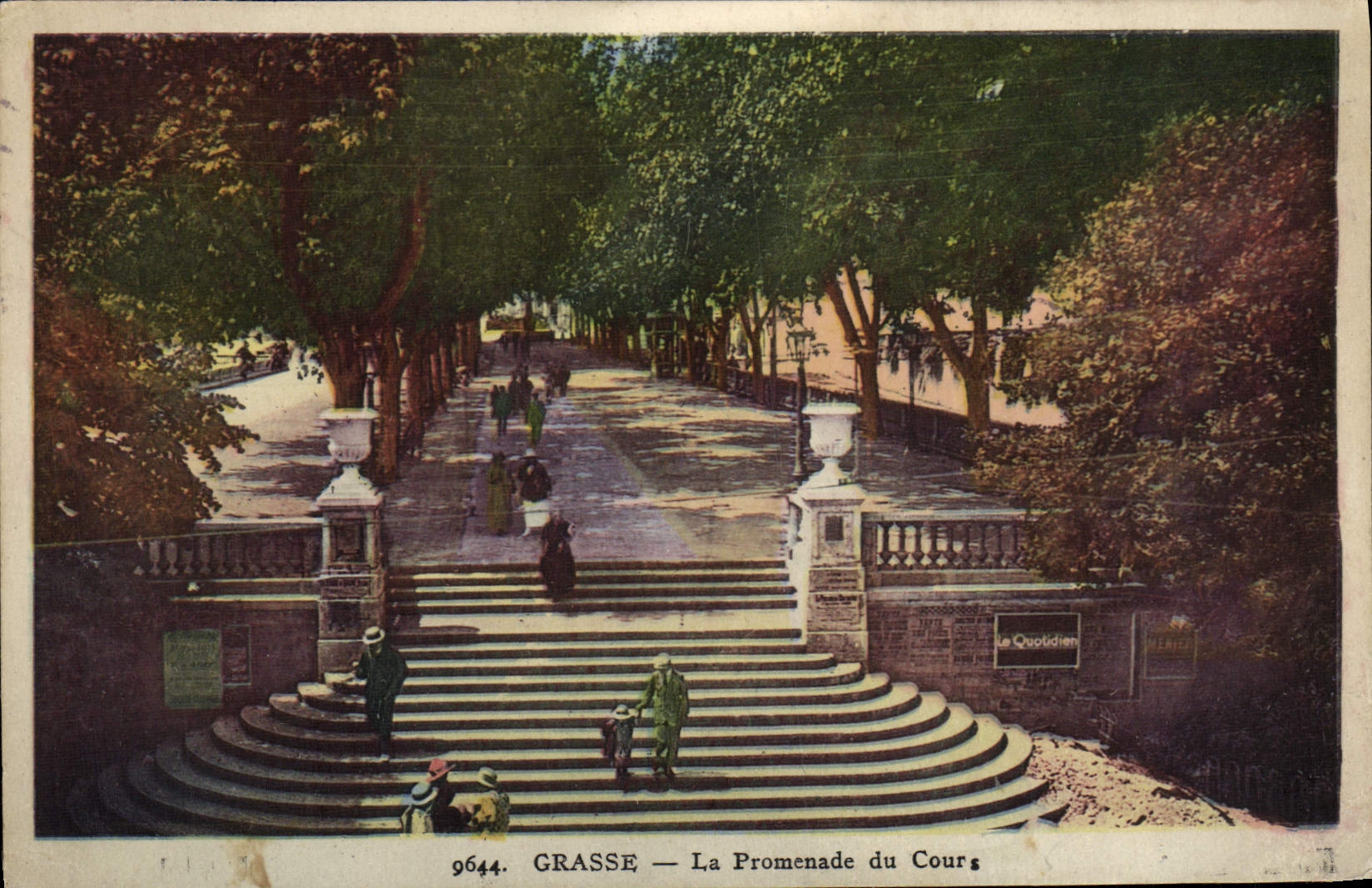 POSTAL Promeande graso de la VENDIMIA del curso