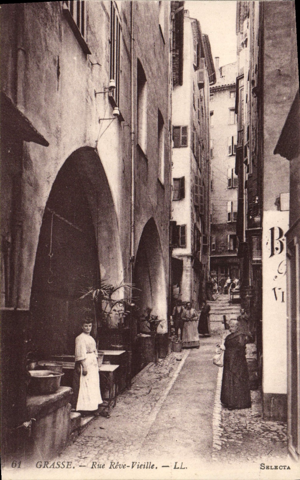 La calle de Grasse de la POSTAL de la VENDIMIA soña viejo