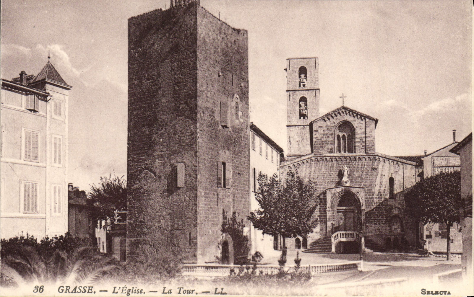 CPA Grasse L'Eglise La Tour 