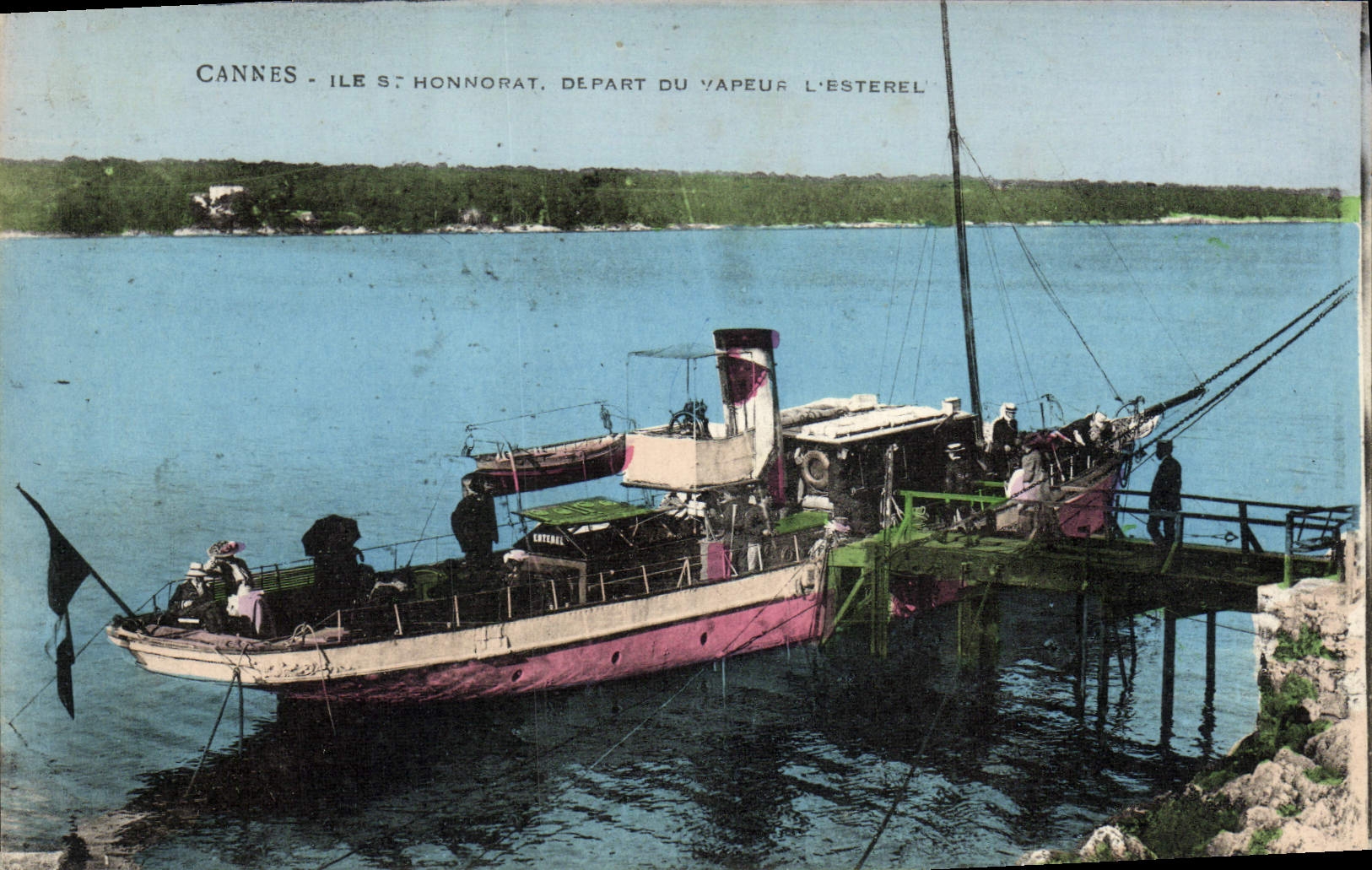 Salida del St Honorat de Cannes de la POSTAL de la VENDIMIA del vapor Esterel