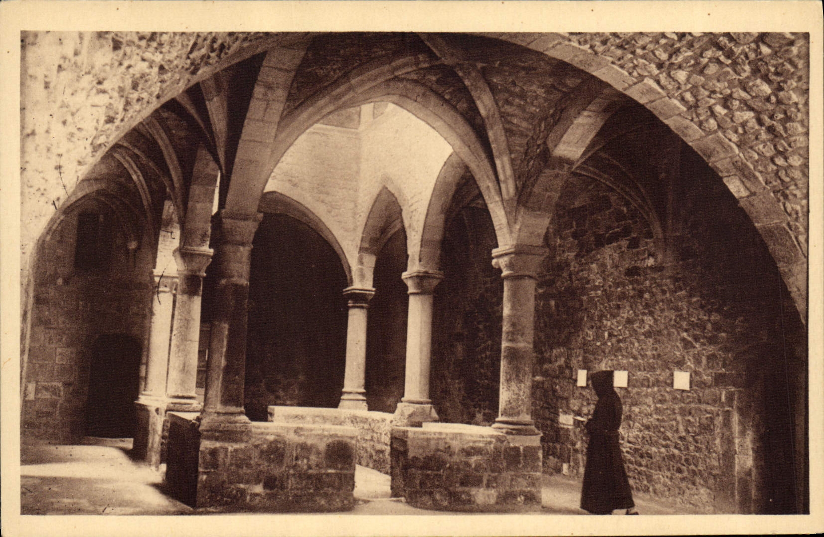 CPA Abbaye de N D de Lerins lle Saint Honorat