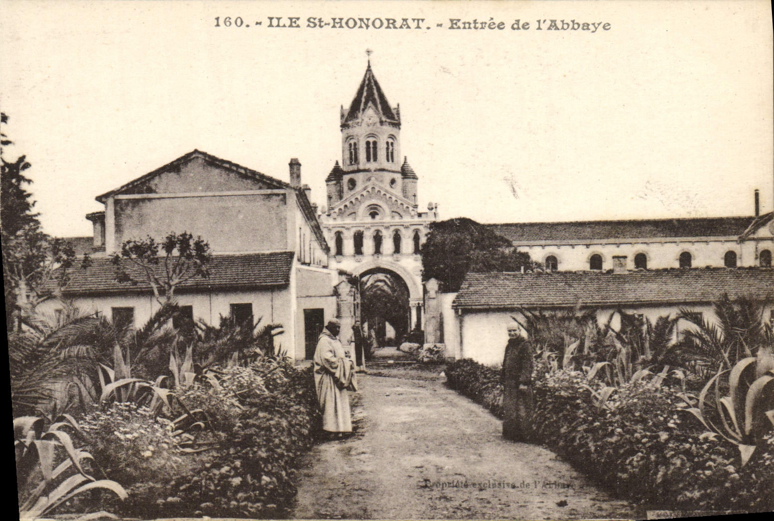 VINTAGE POSTCARD Island St Honorat Entered of the Abbey