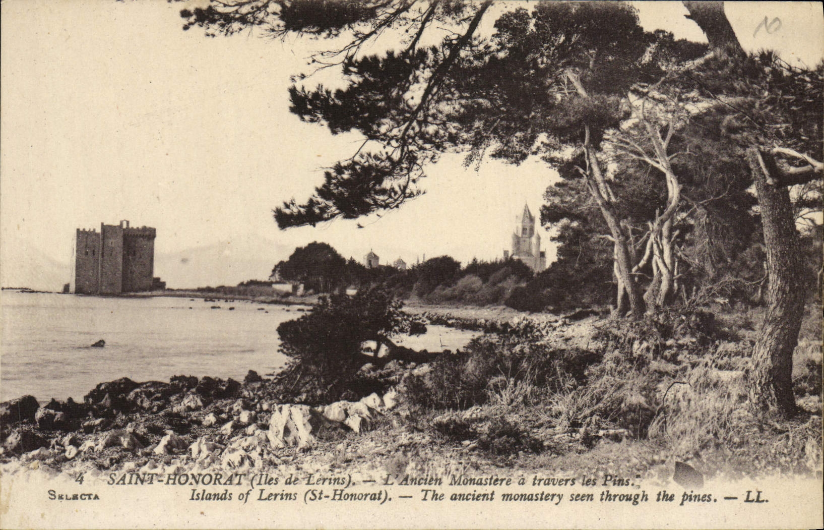 CPA Saint Honorat L'Ancien Monastere a travers les Pins 
