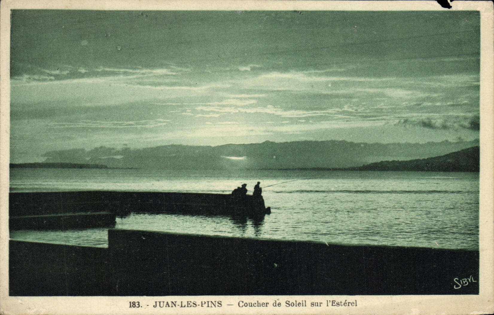 POSTAL Juan de la VENDIMIA la puesta del sol de los pinos en Esterel