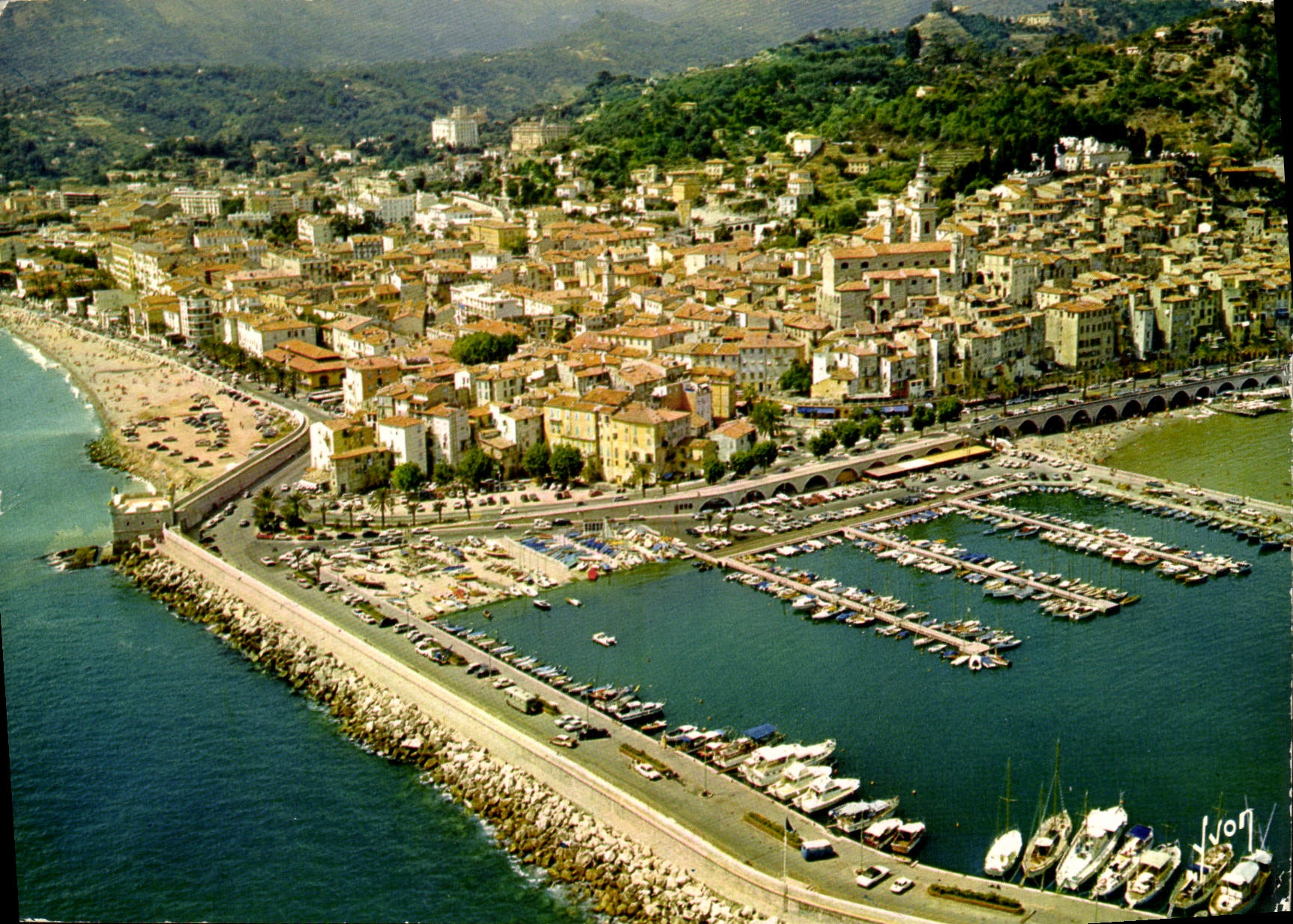 CPM Menton Vue Generale Le Nouveau Port