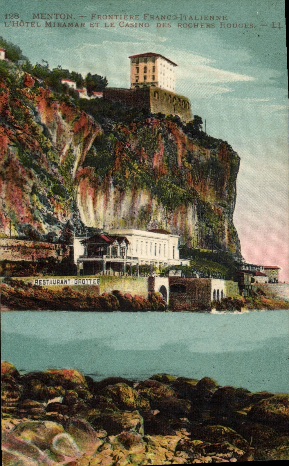 POSTAL de la VENDIMIA Menton la frontera italiana libre de St. Louis del puente el hotel de Miramar y el casino de las rocas rojas