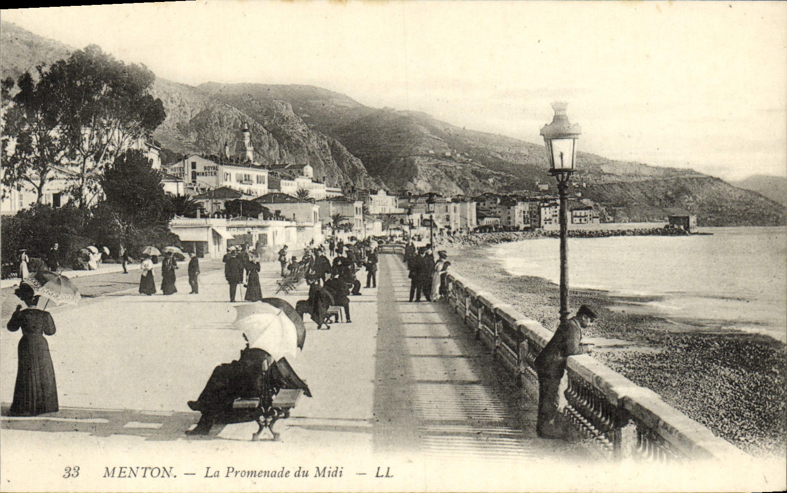 CPA Menton La Promenade Du Midi