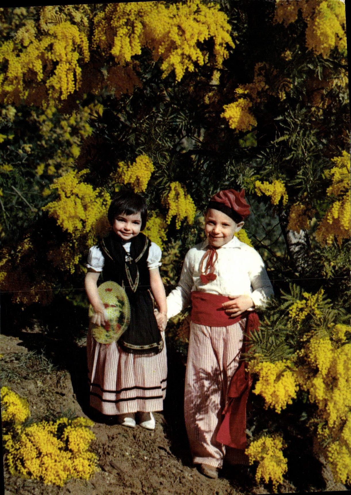 CPM Cote D'Azur Enfants En Costumes Nicois Folklore 