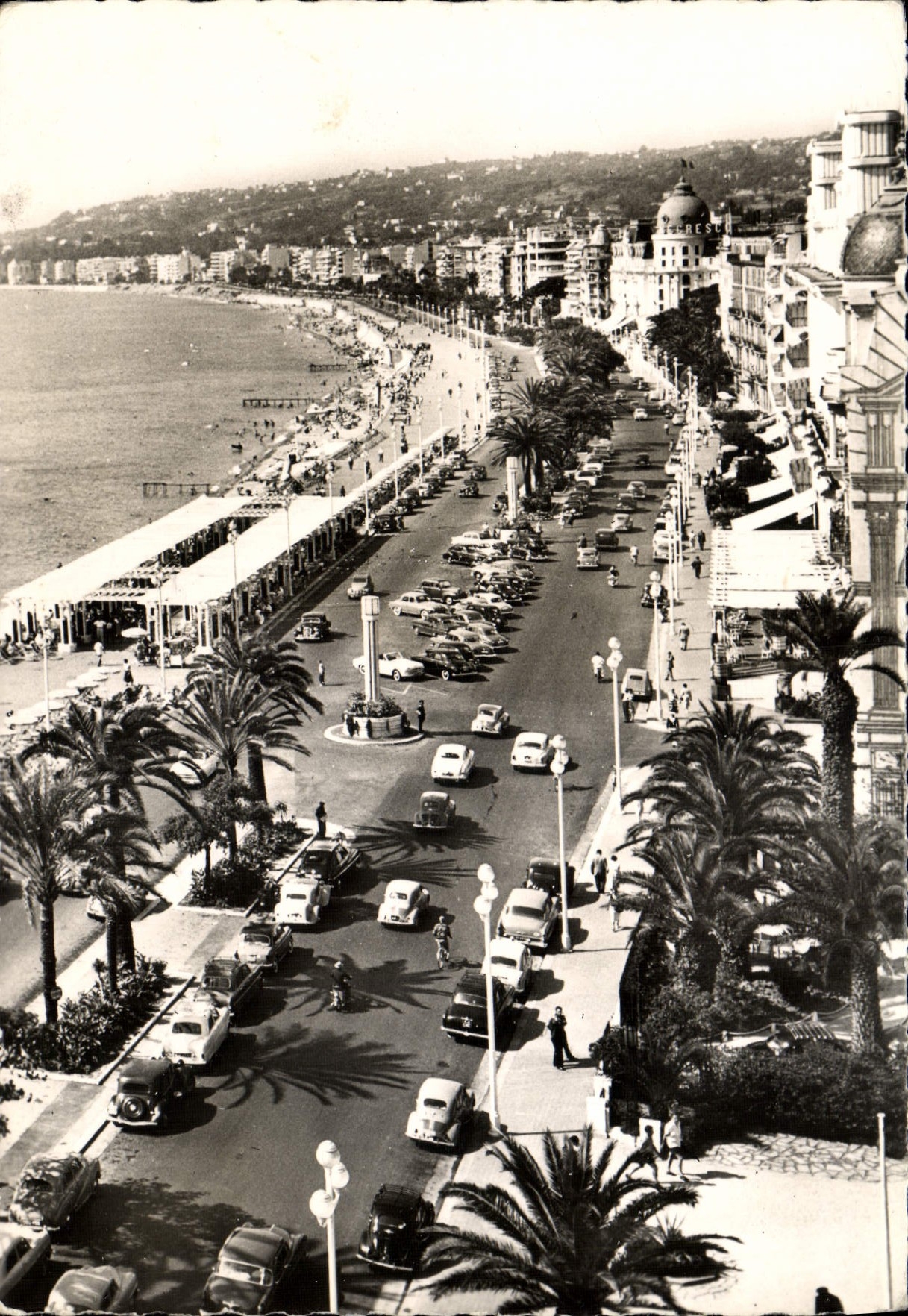 CPA Nice La Promenade Des Anglais